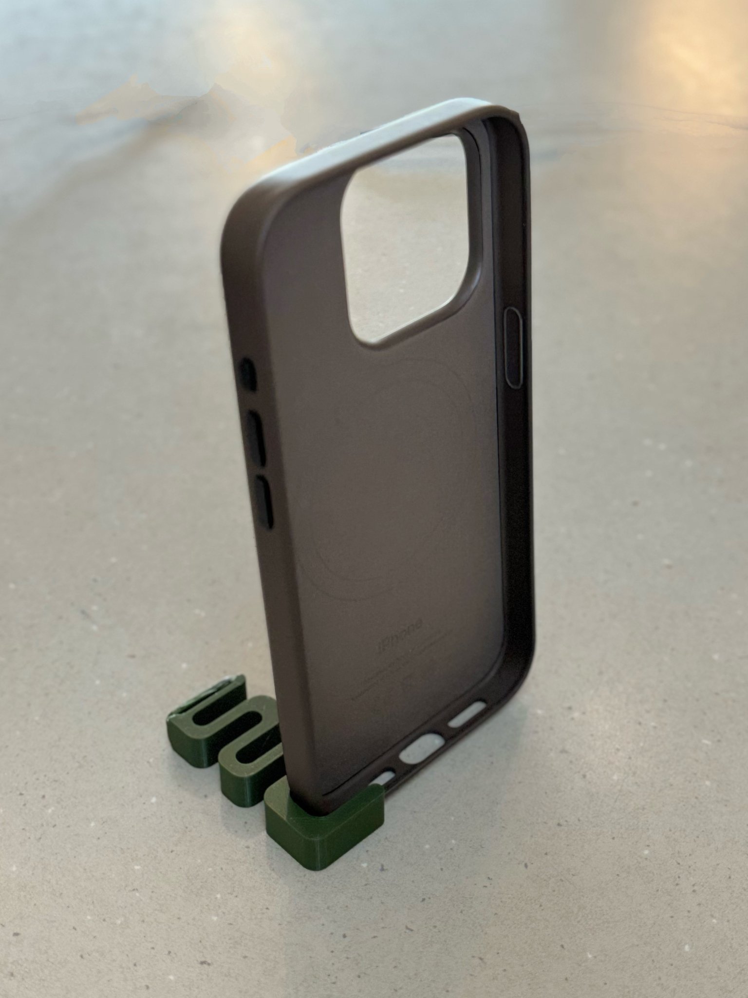 Giá đỡ điện thoại mini gắn chìa khóa tiện dụng