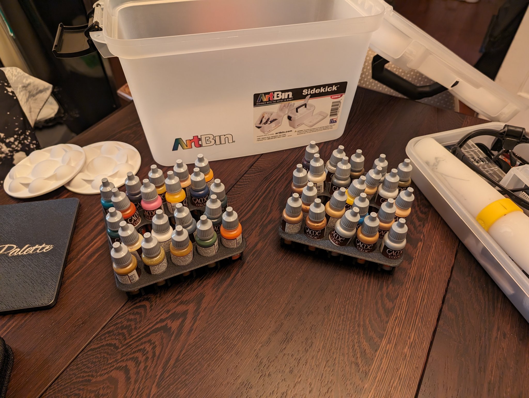 Giá đỡ sơn cho hộp đồ nghề ArtBin Sidekick 8408AB