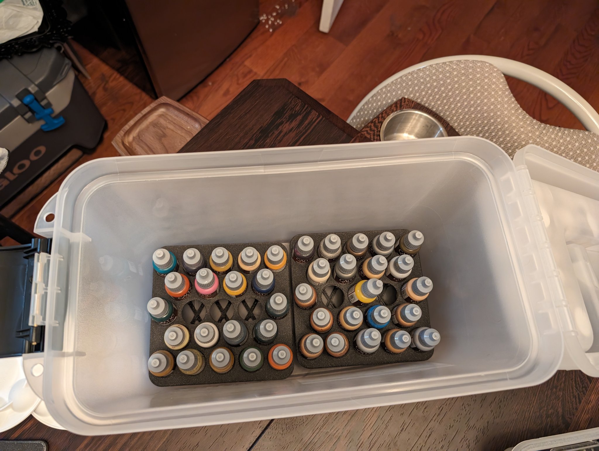 Giá đỡ sơn cho hộp đồ nghề ArtBin Sidekick 8408AB