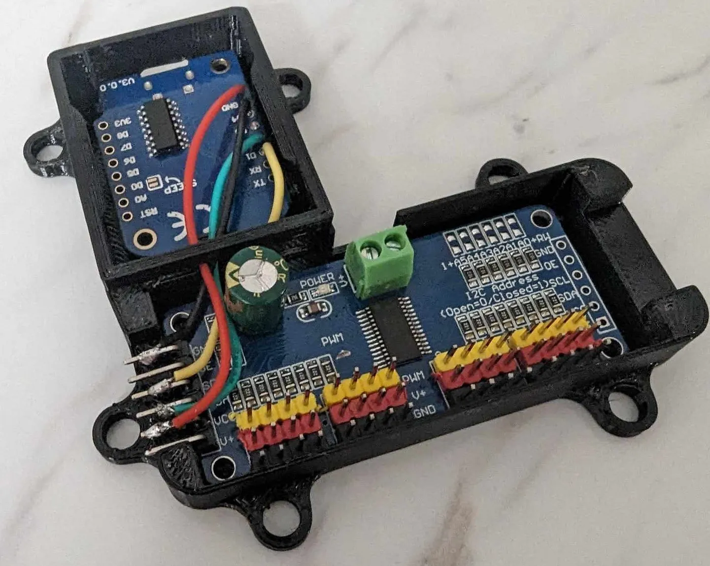 Vỏ PCA9685 cho D1mini với thiết kế in 3D sắc nét