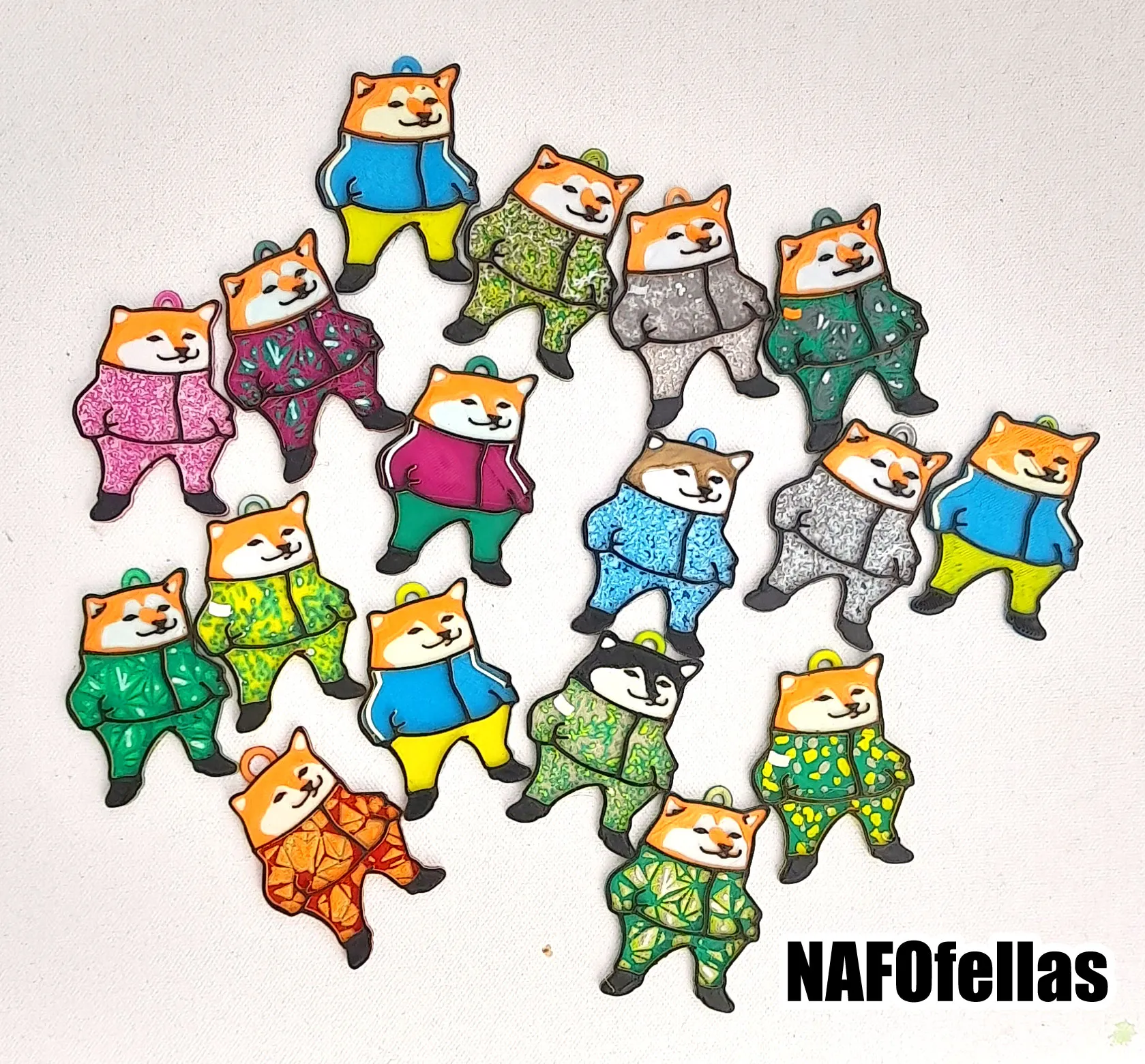 NAFO fella đa màu sắc cho người yêu thời trang