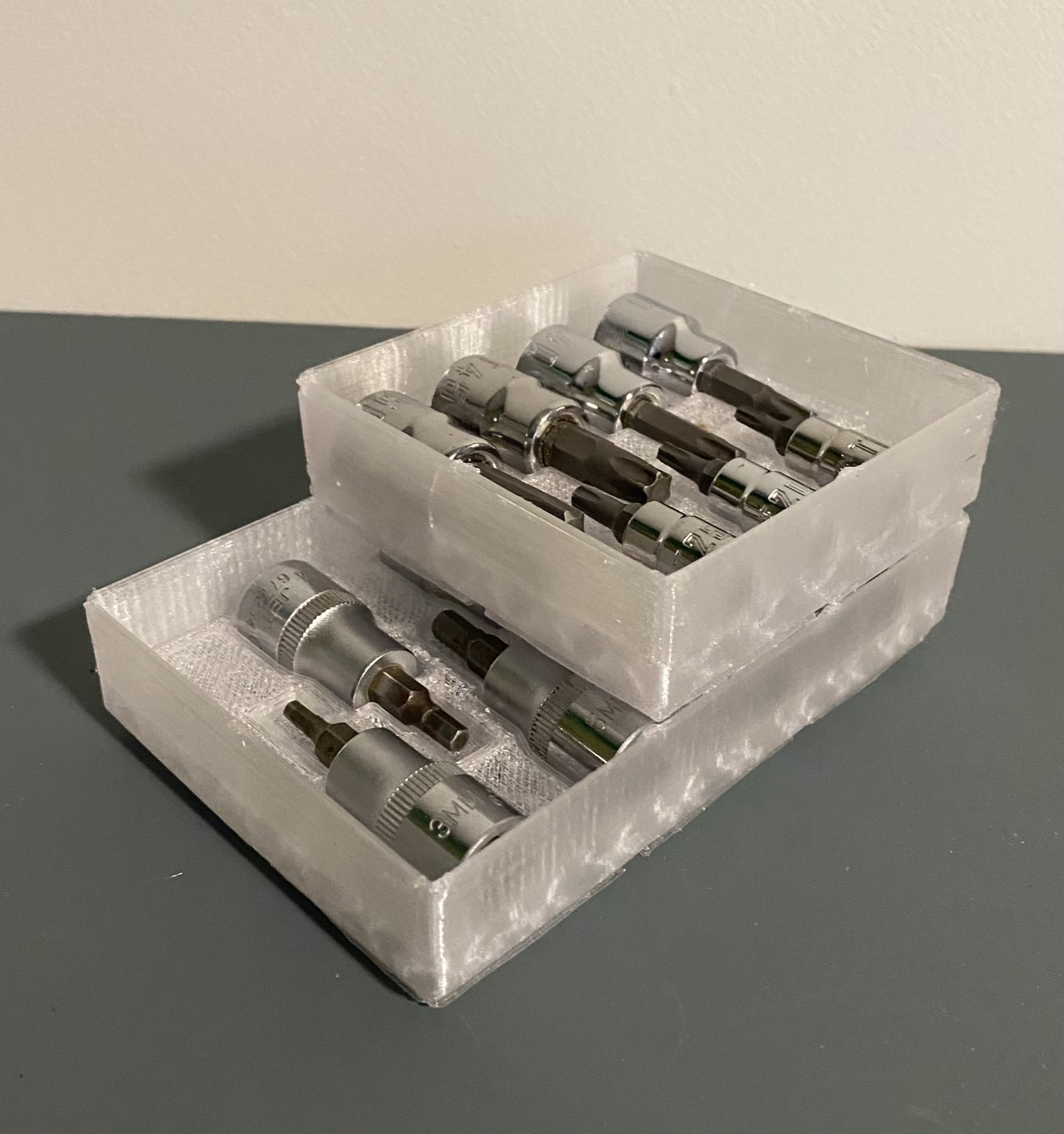 Bộ tổ chức hộp công cụ Gridfinity có thể xếp chồng