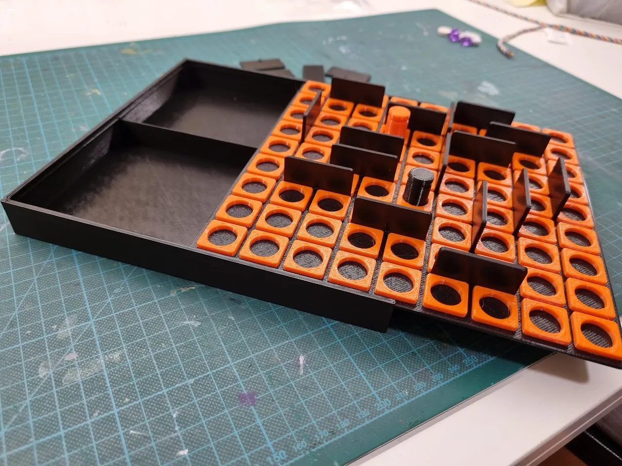 Trò chơi cờ Quoridor với hộp trượt