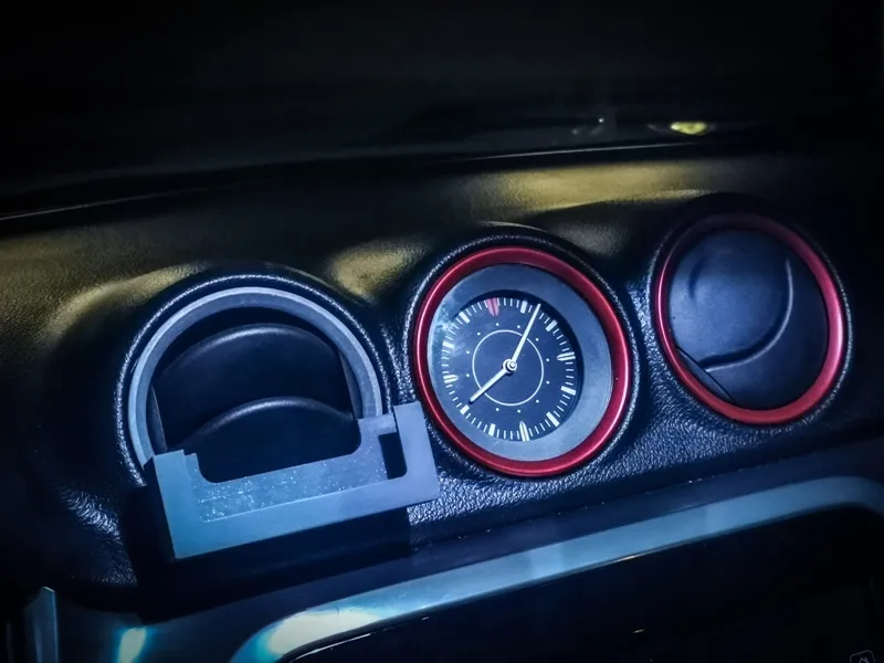 Giá đỡ smartphone cho xe Suzuki Vitara