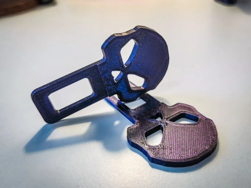 Cắm dây an toàn chống báo động cho ô tô