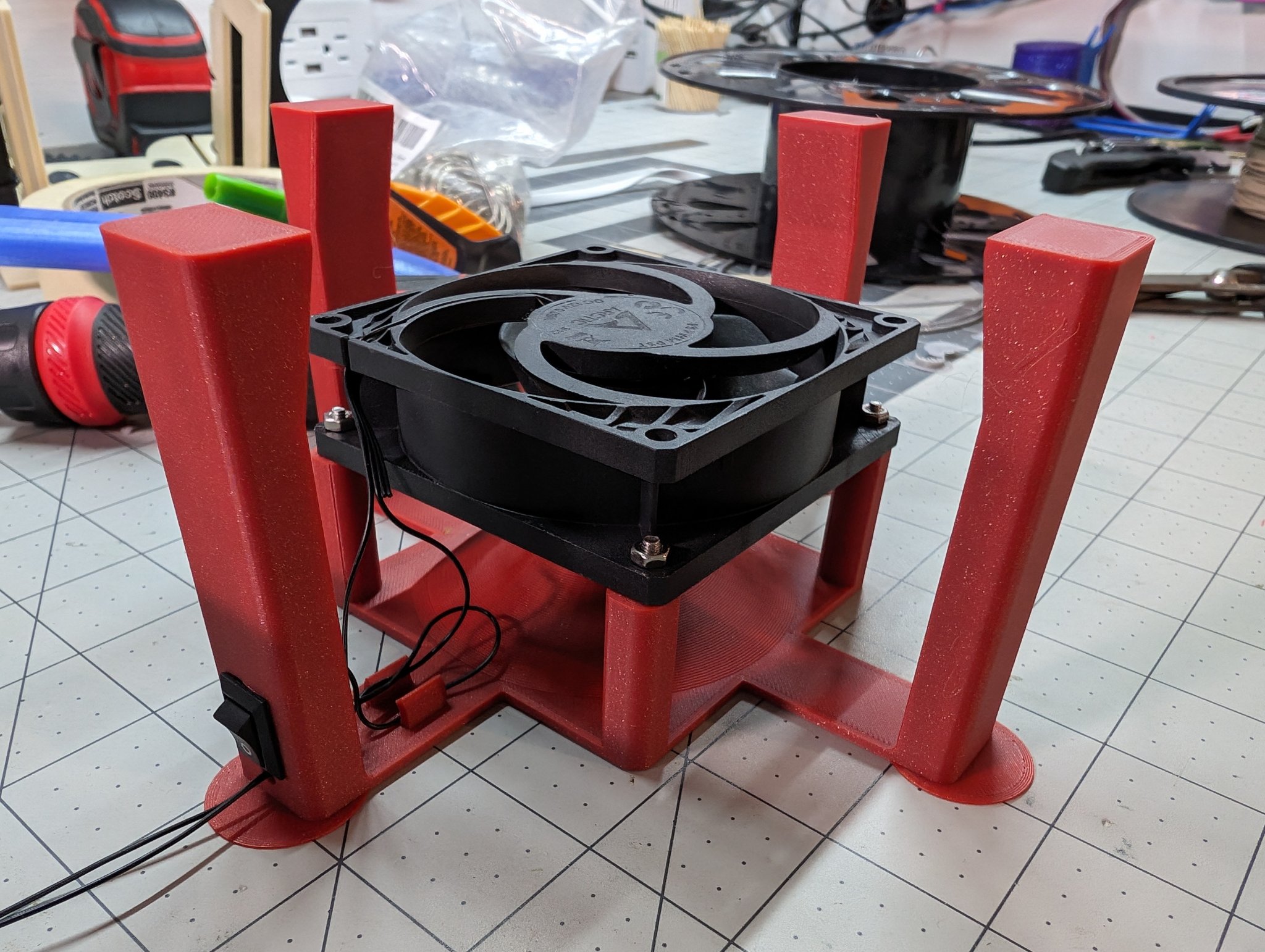 Giá đỡ bản in với quạt làm mát cho máy in 3D