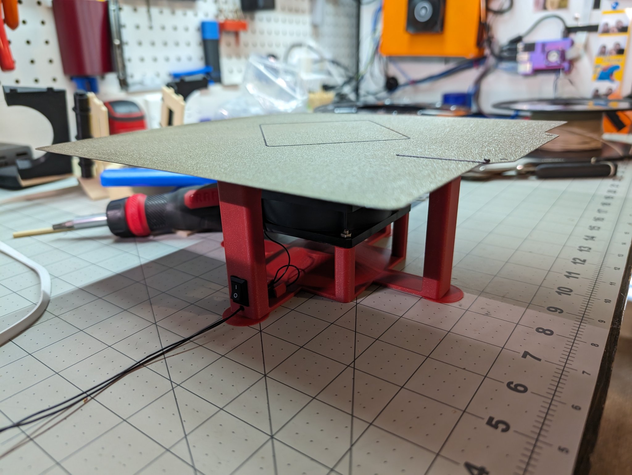 Giá đỡ bản in với quạt làm mát cho máy in 3D