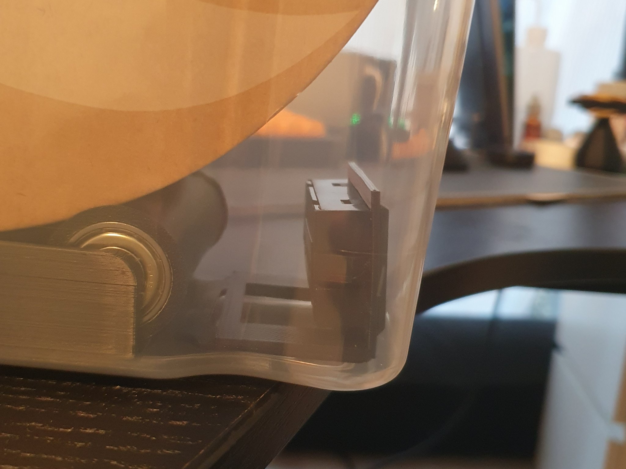 Giá đỡ cảm biến độ ẩm cho hộp Dyna Dry