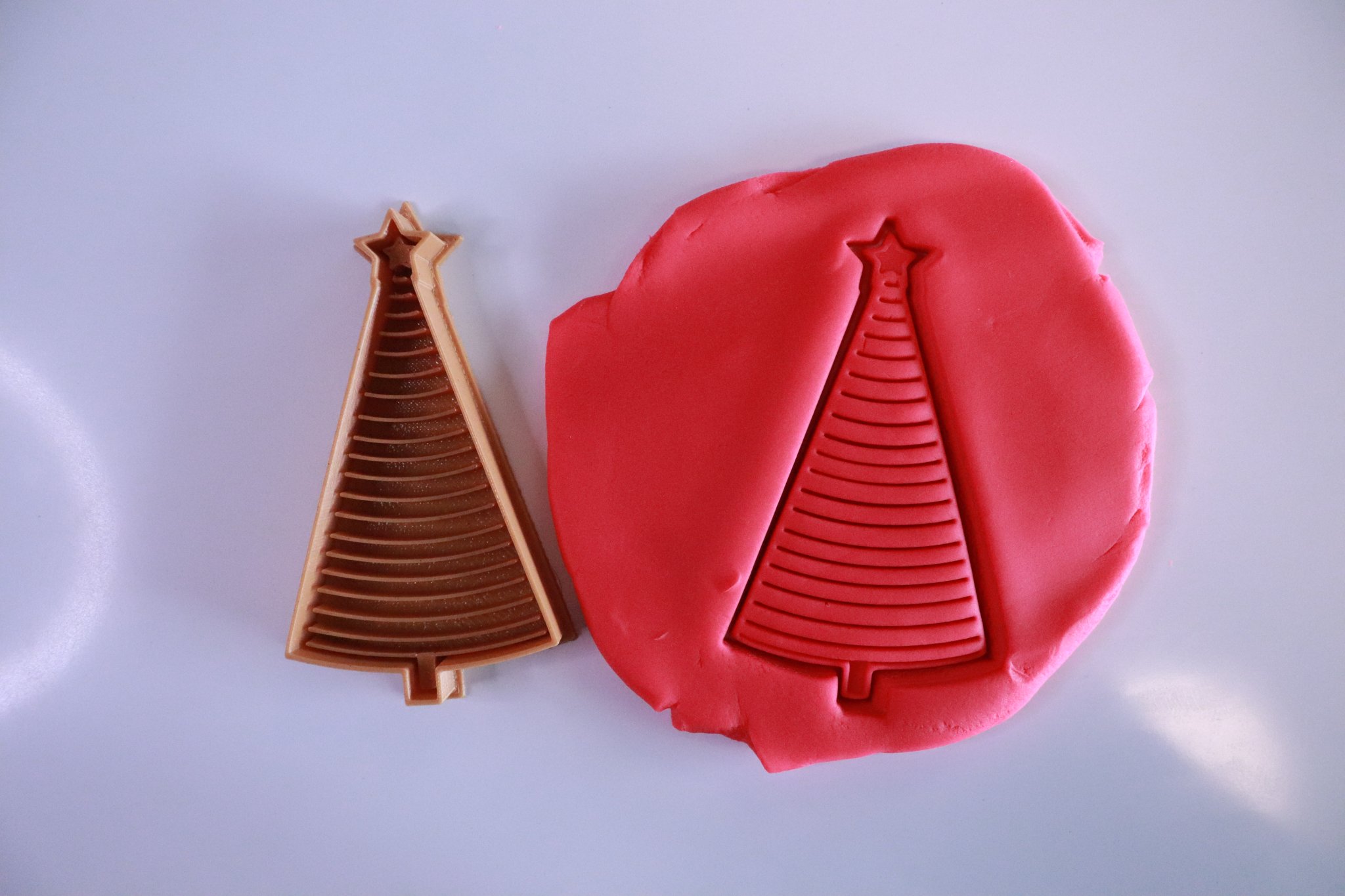 Bộ 33 khuôn cắt bánh quy hình cây thông Giáng sinh