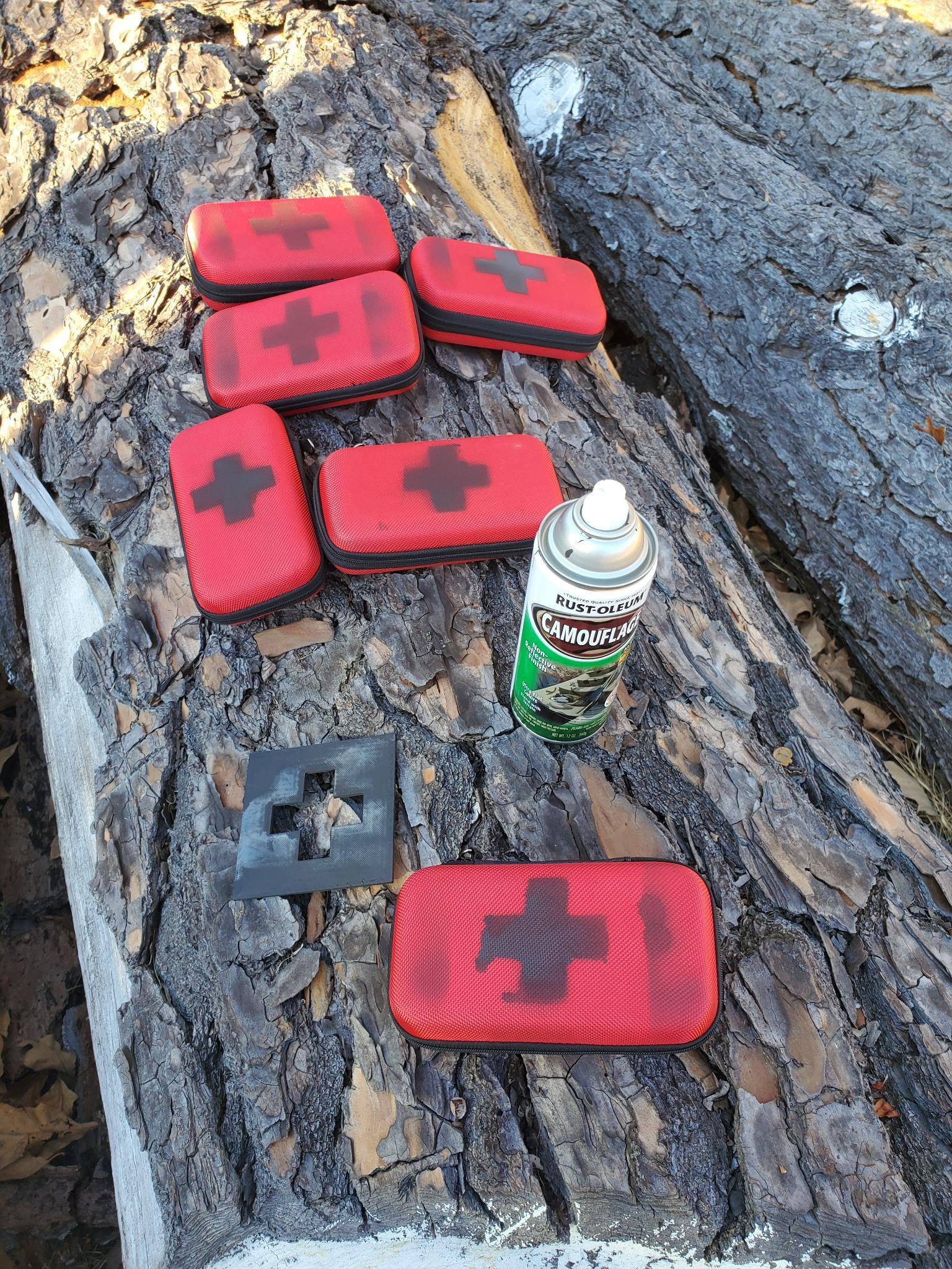 Vỏ bảo vệ ống kính Fresnel và cuộn băng cho bộ kit y tế