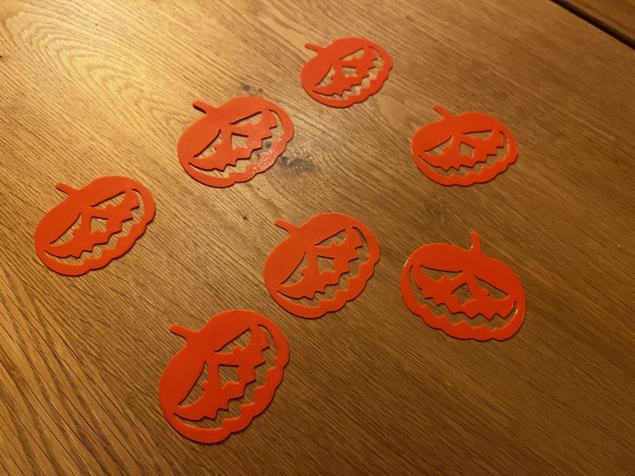 Đầu bí phẳng in nhanh cho Halloween