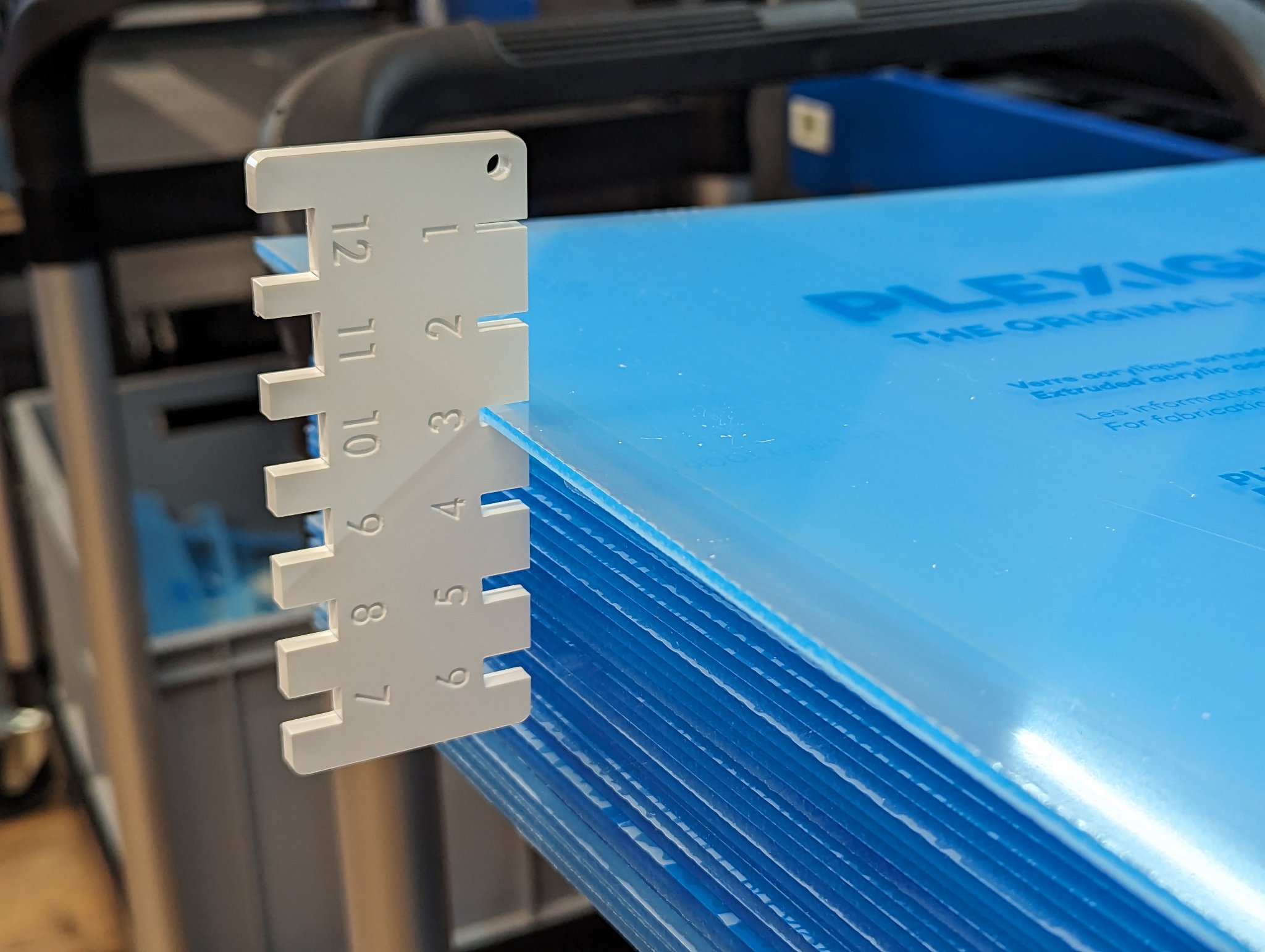 Thước đo độ dày vật liệu cho máy cắt laser