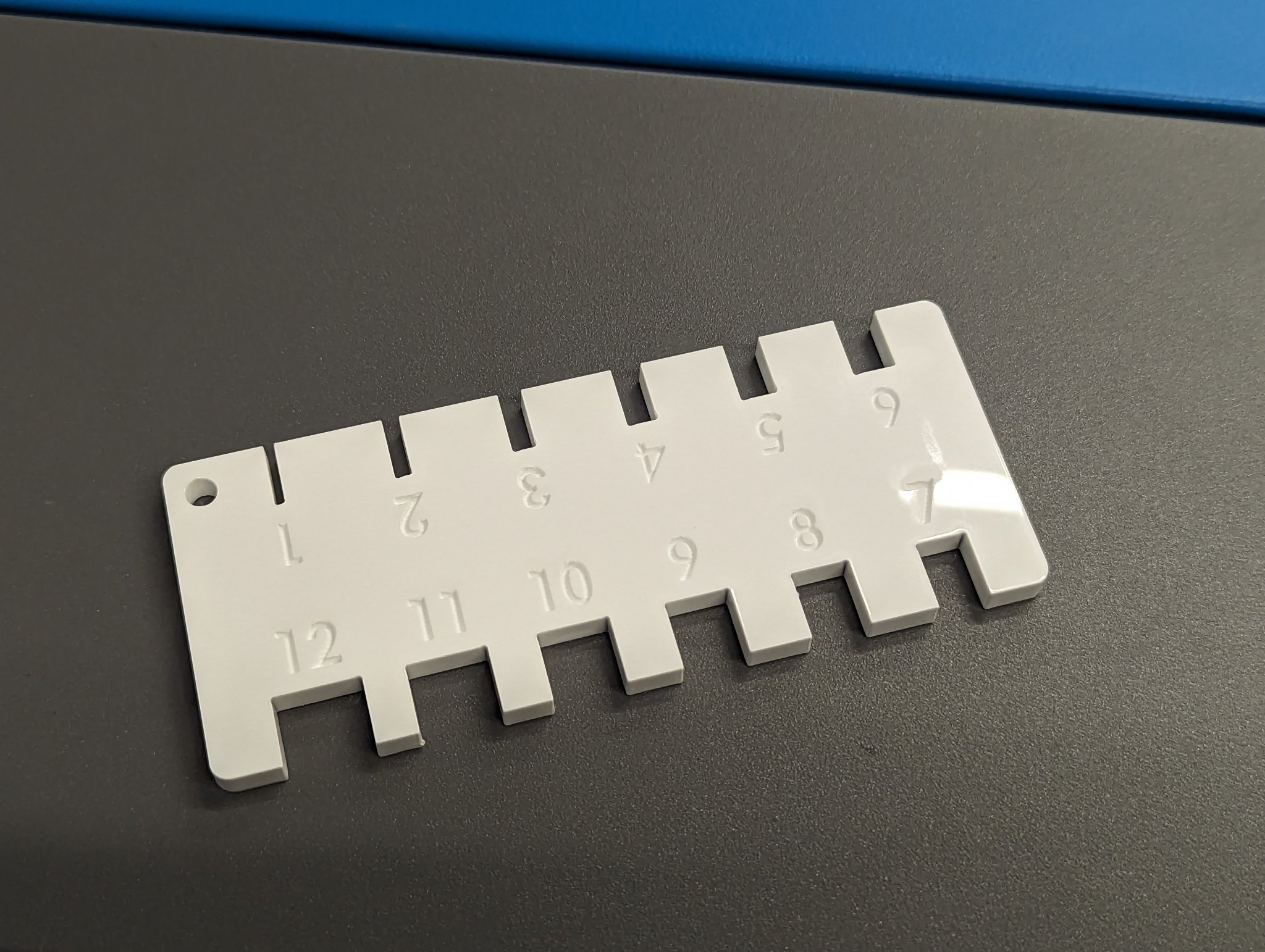 Thước đo độ dày vật liệu cho máy cắt laser