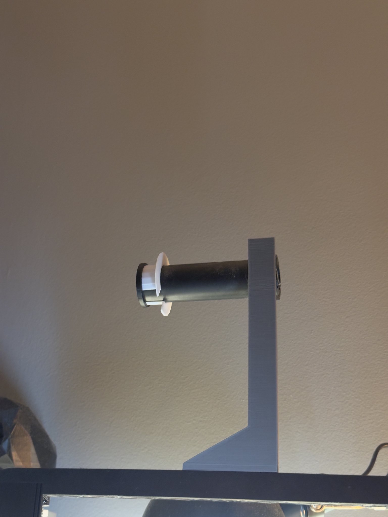 Giá đỡ cuộn filament cho máy in Creality