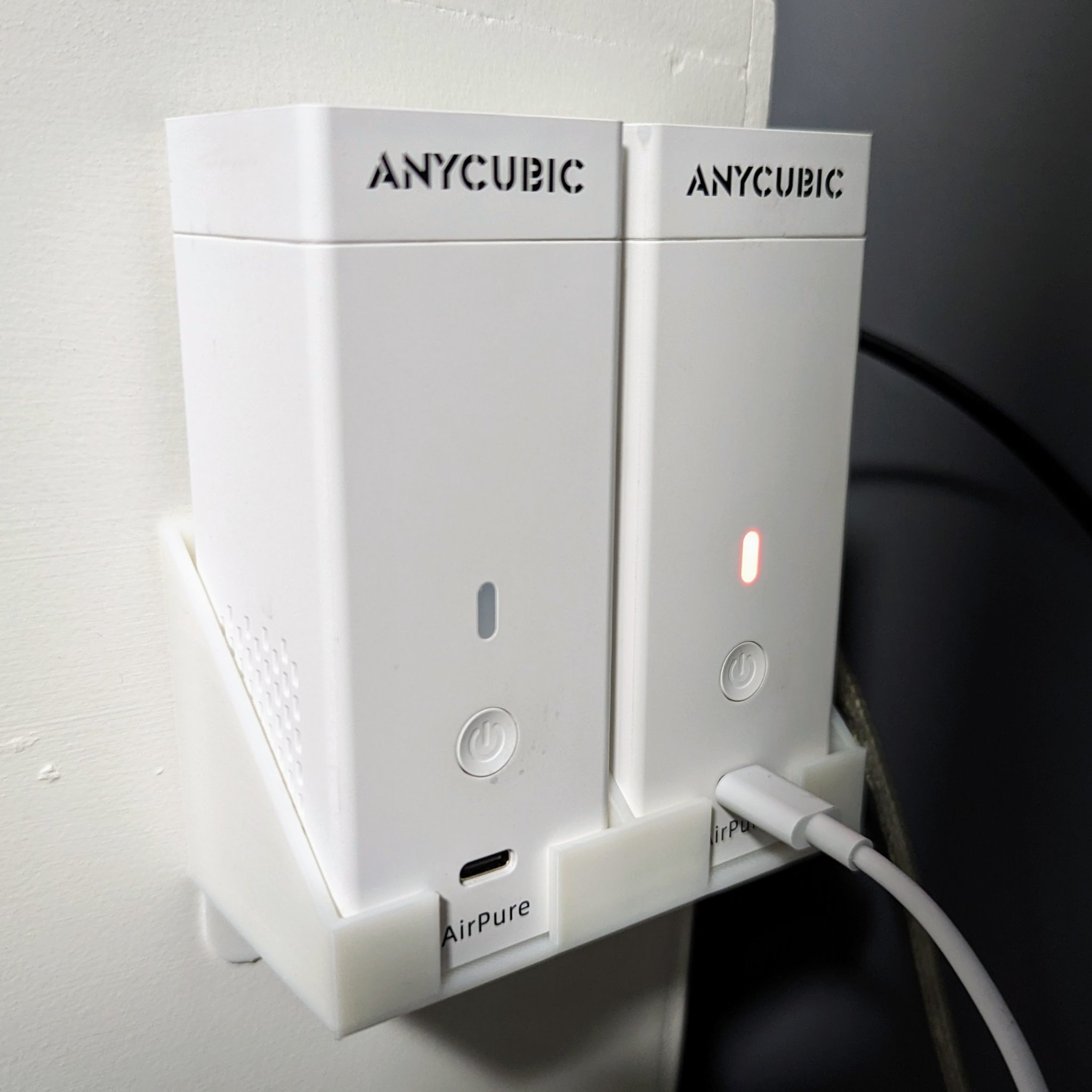 Trạm sạc treo tường Anycubic AirPure