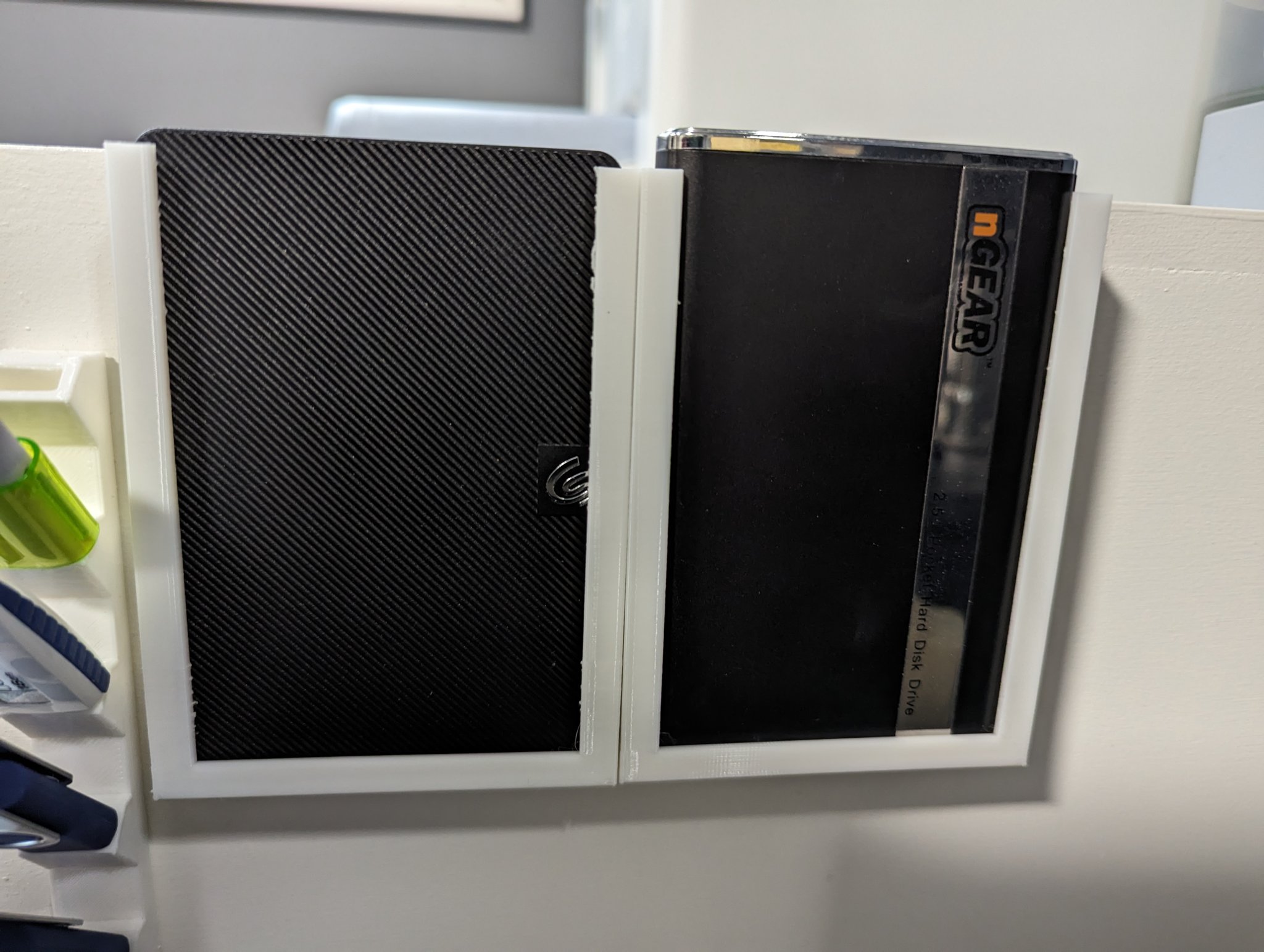 Giá đỡ ổ cứng cho ổ lớn hơn