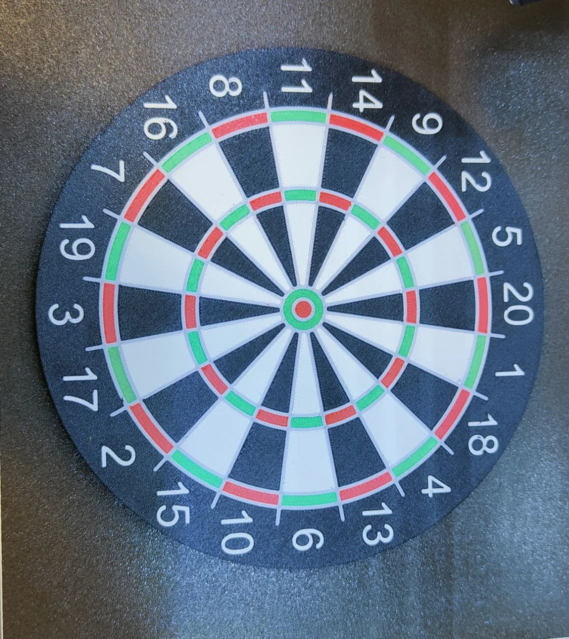 Bảng phi tiêu đa sắc màu cho người yêu thể thao