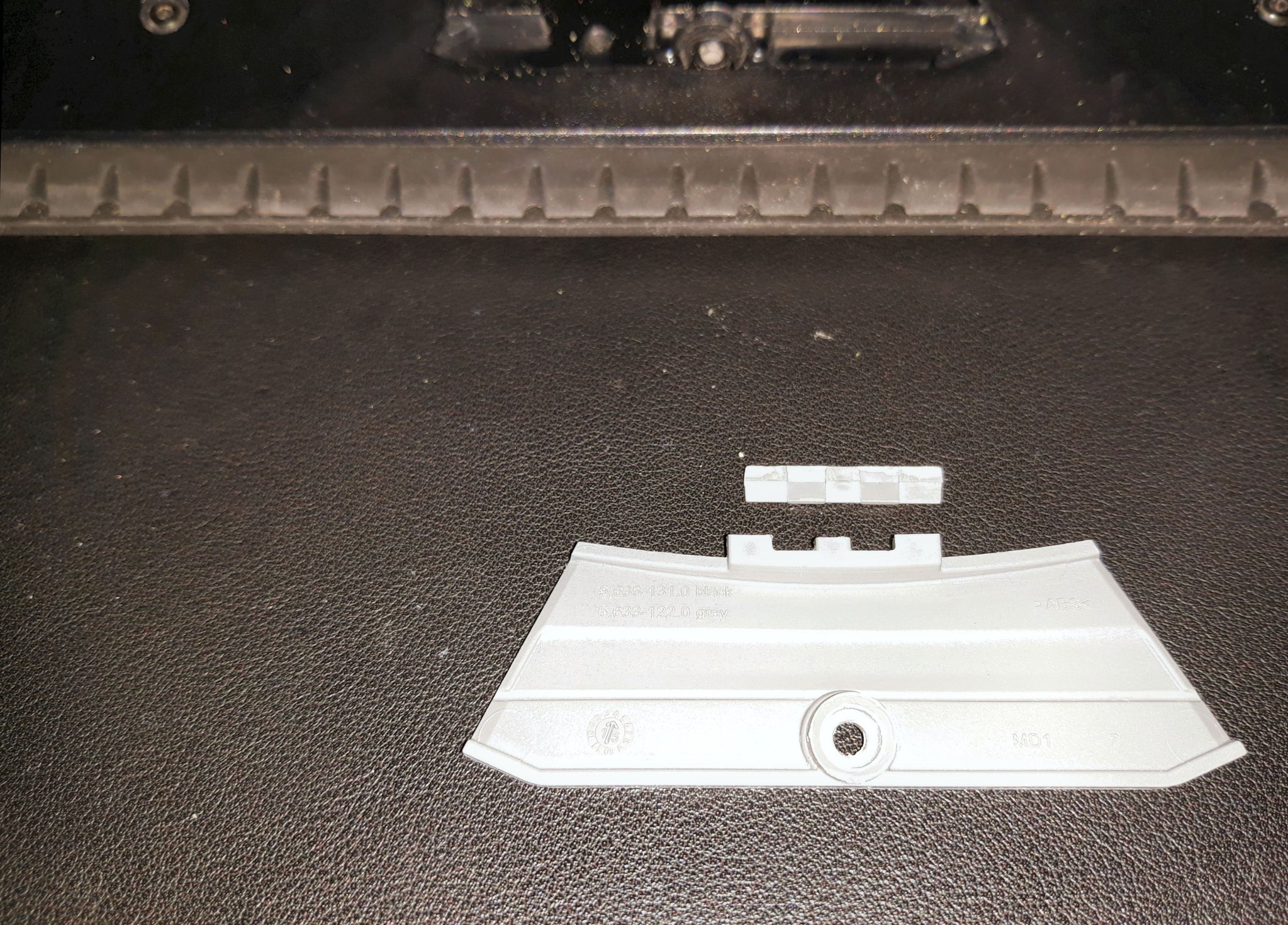 Đầu gạt kính Karcher WV2 bị hỏng do thiết kế yếu