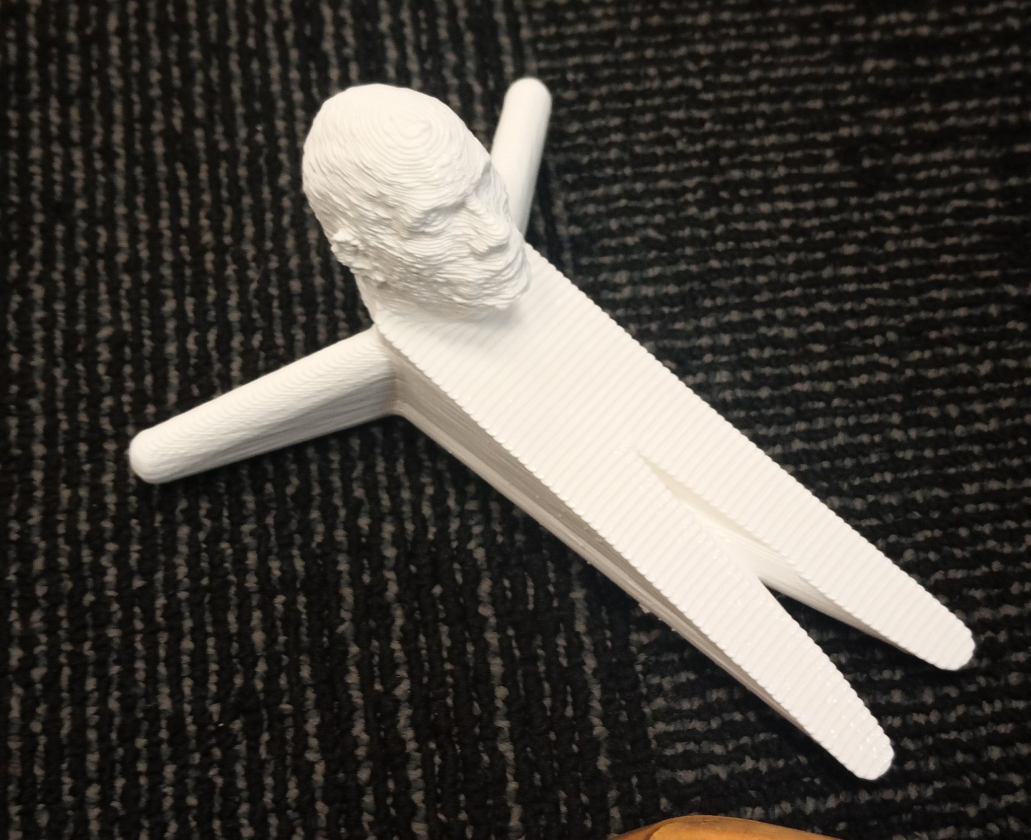 Giá đỡ cửa hình đá The Rock giữ cửa mở an toàn