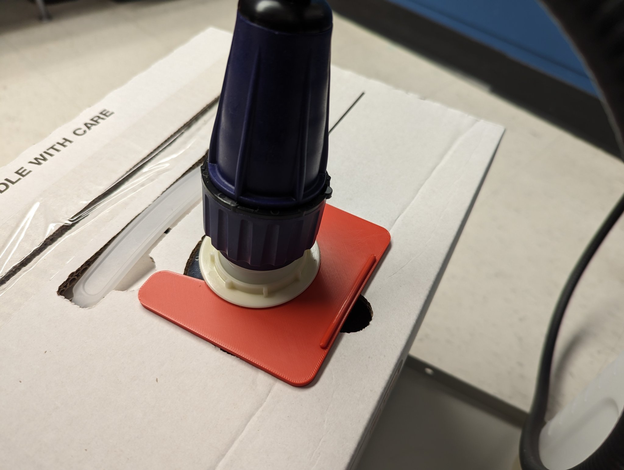 Giá đỡ cổ cho FACSFlow của BD