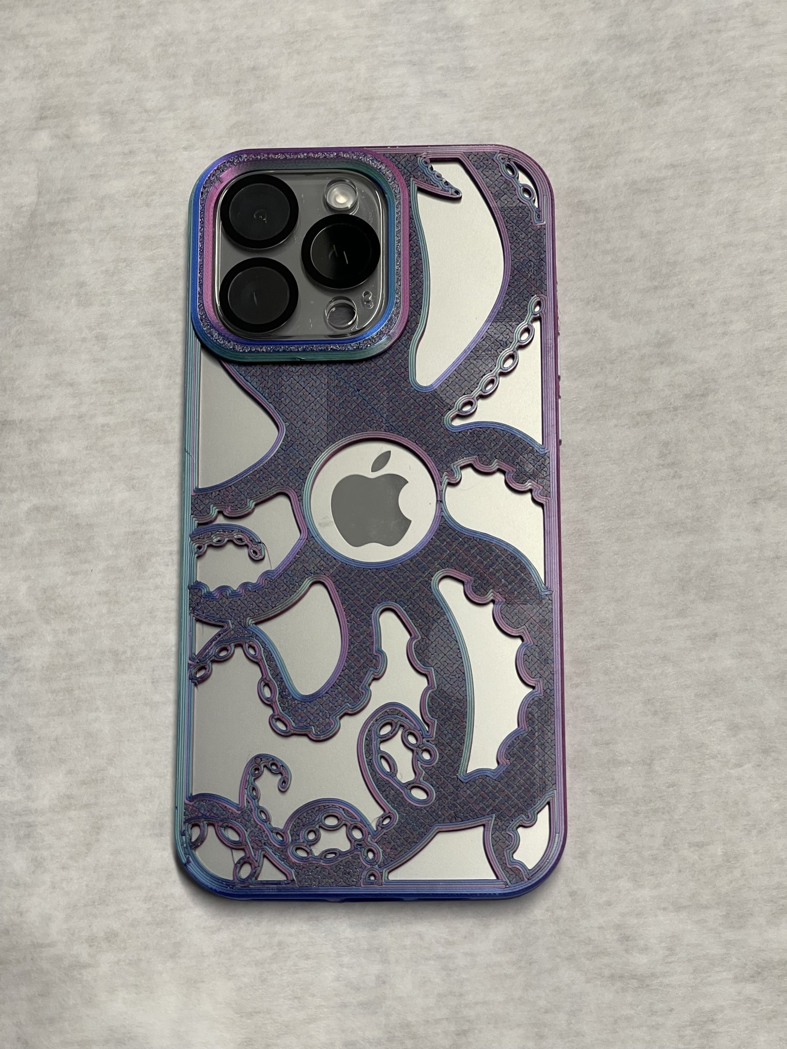 Vỏ bảo vệ cho iPhone 15 Pro Max với thiết kế tối giản