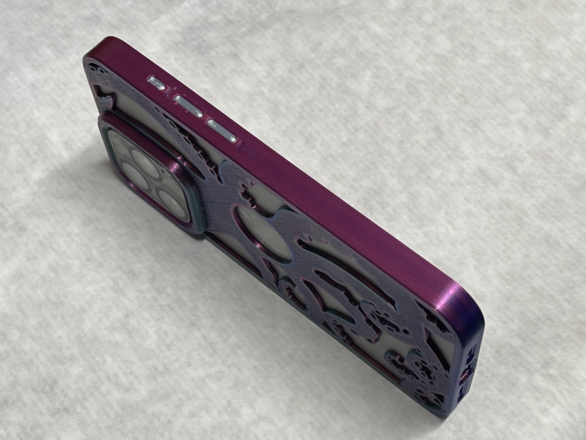 Vỏ bảo vệ cho iPhone 15 Pro Max với thiết kế tối giản