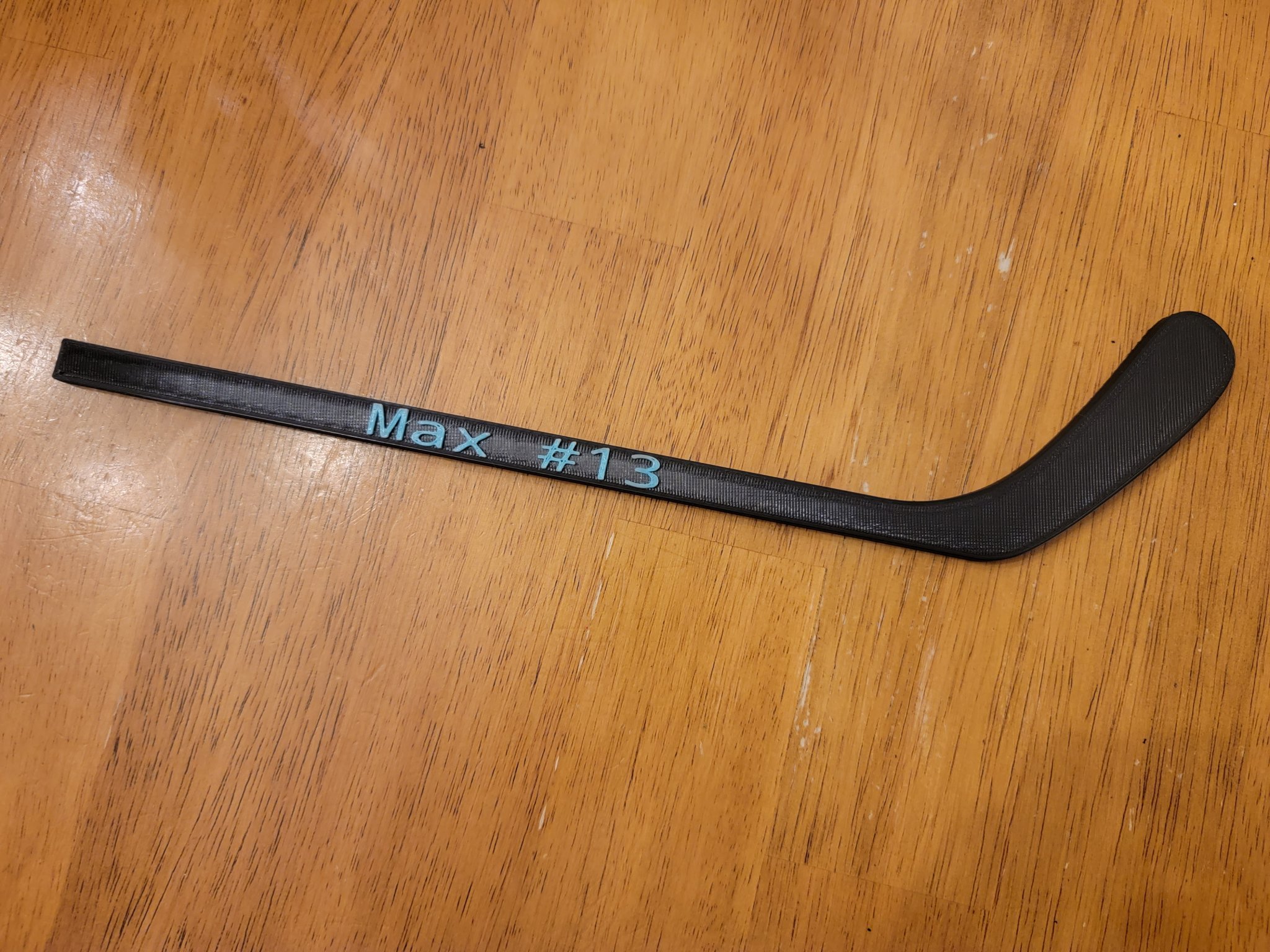 Gậy khúc côn cầu mini in 3D không cần hỗ trợ