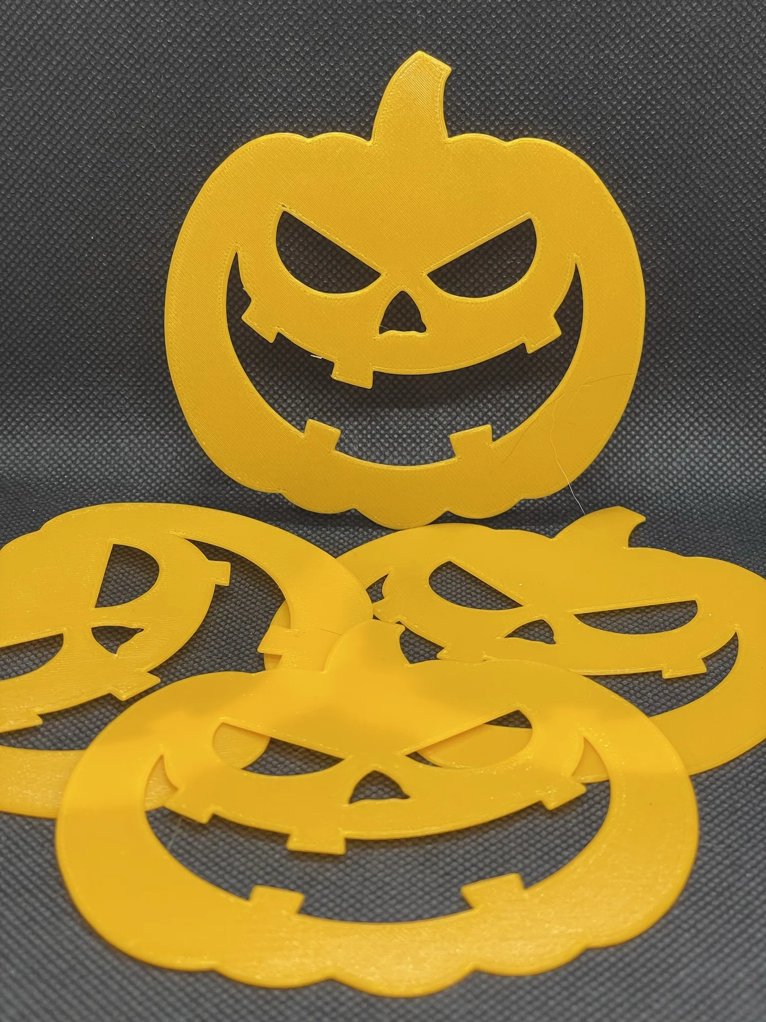 Bảng vẽ hình bí ngô cho trẻ em