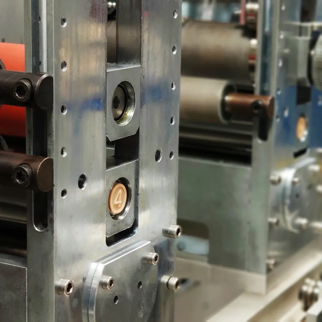 Bộ đục xoay - nhãn cuộn 20mm