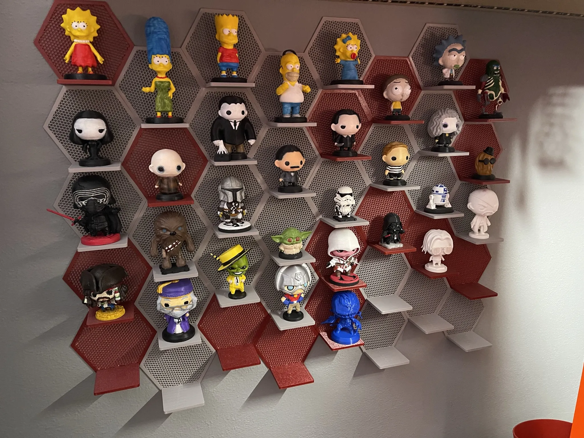 Giá treo tường hình lục giác cho mô hình PlaKit