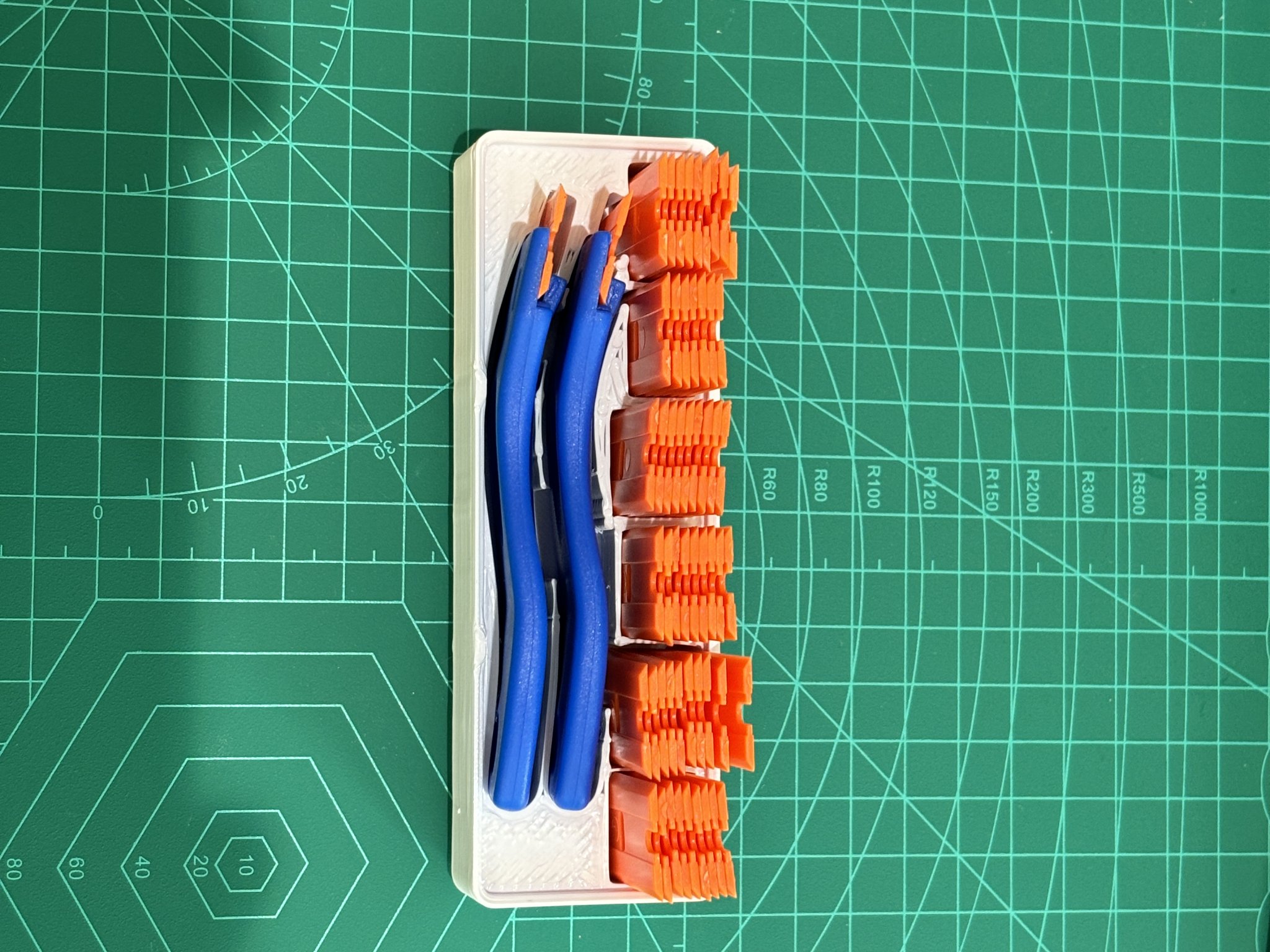 Giá đỡ dao cạo nhựa đôi Gridfinity 3x1