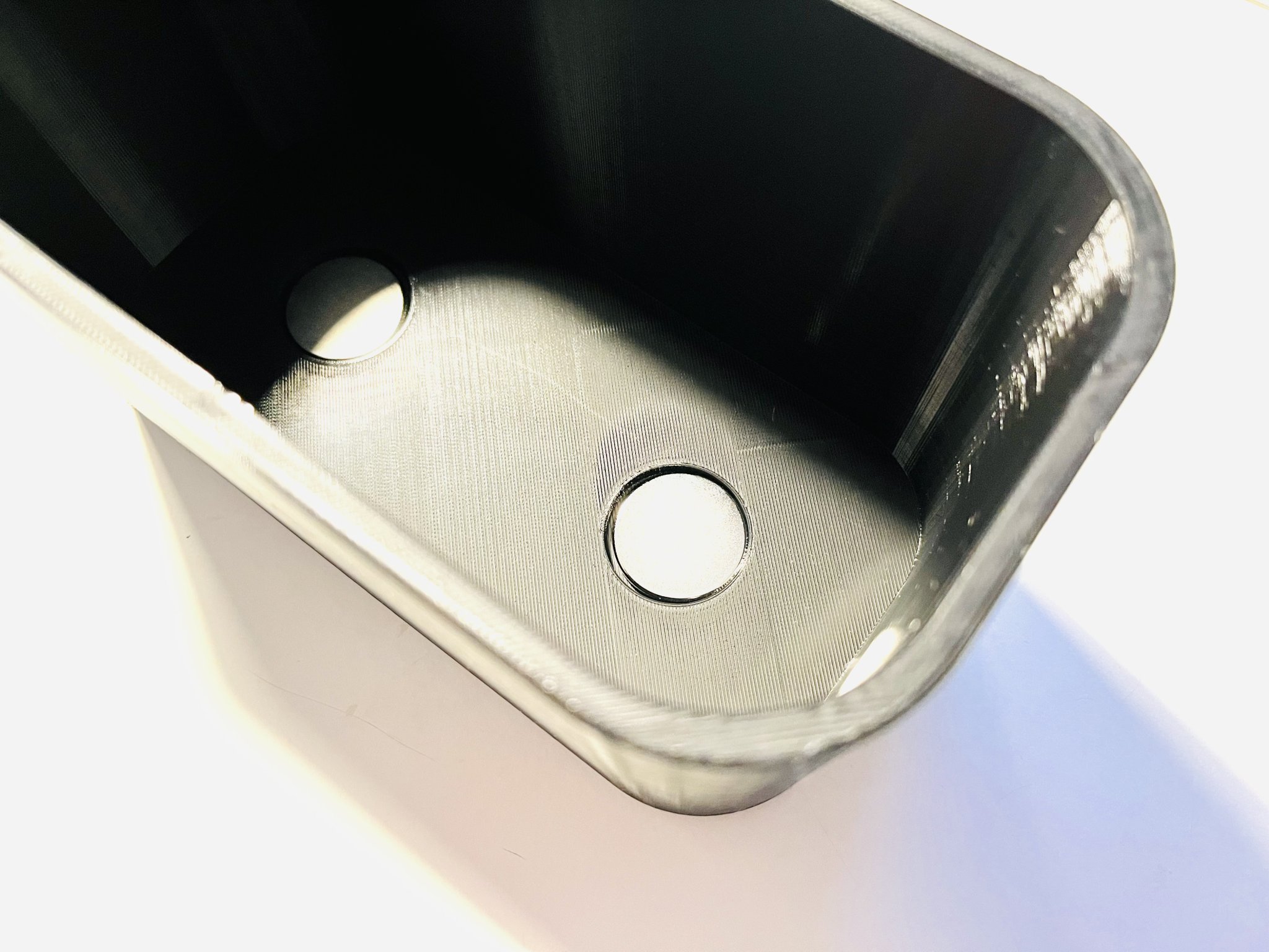 Giá đỡ rửa mặt có nam châm cho người cắm trại