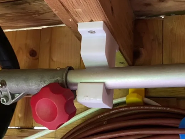 Haken treo cho máy cắt cỏ dài tay Parkside