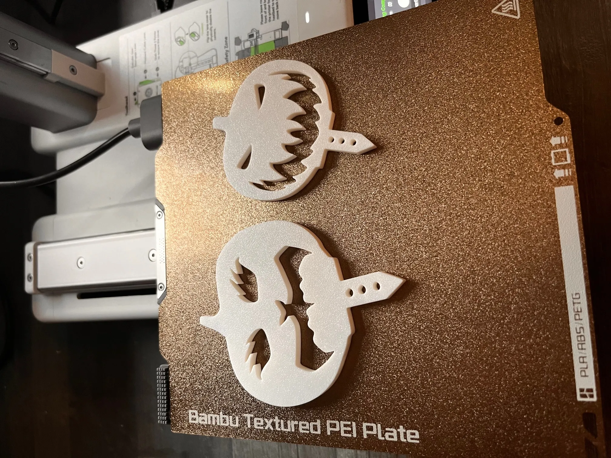 Những que gậy vui vẻ hình bí ngô Halloween