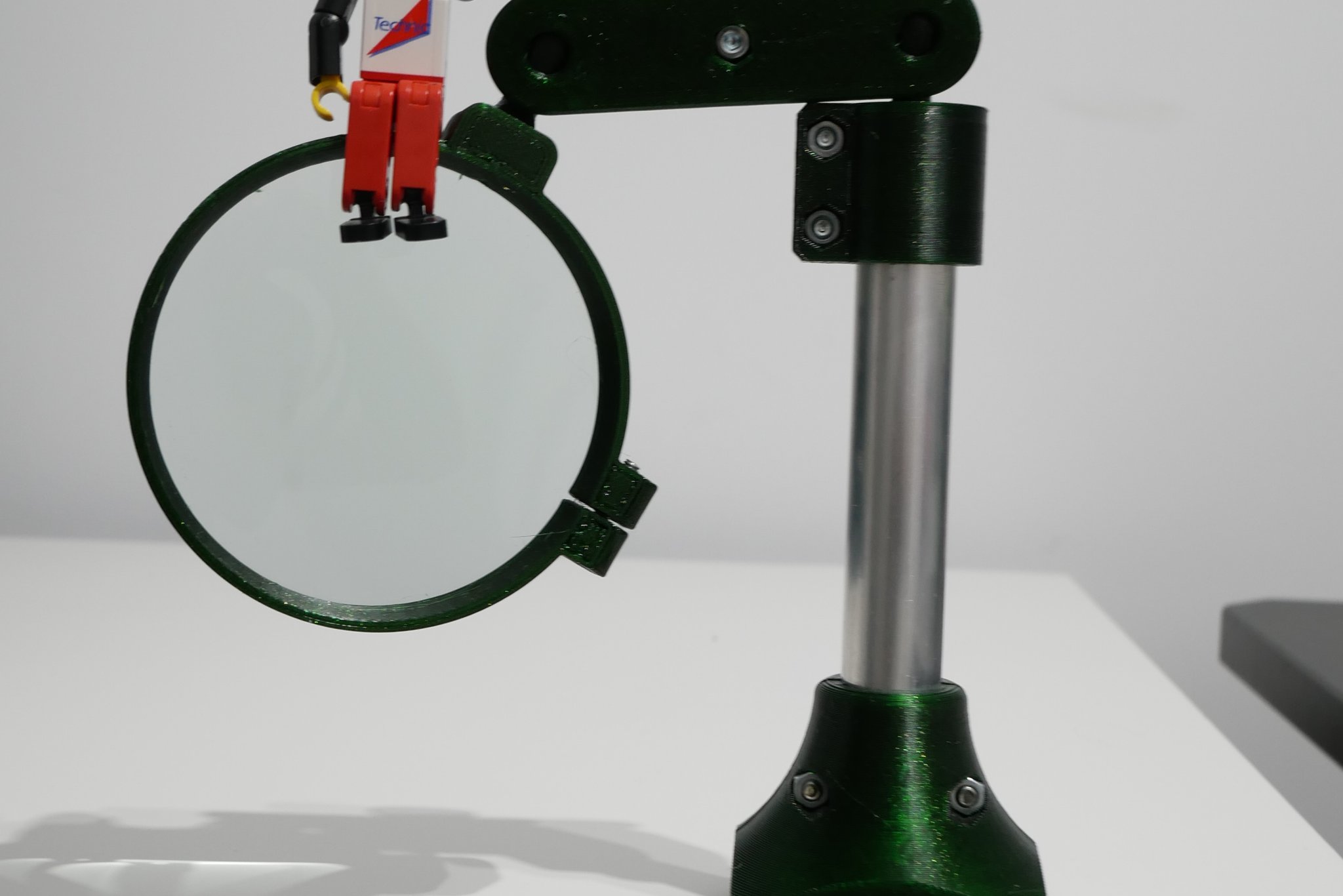 Giá đỡ kính lúp có thể điều chỉnh cho công việc chính xác