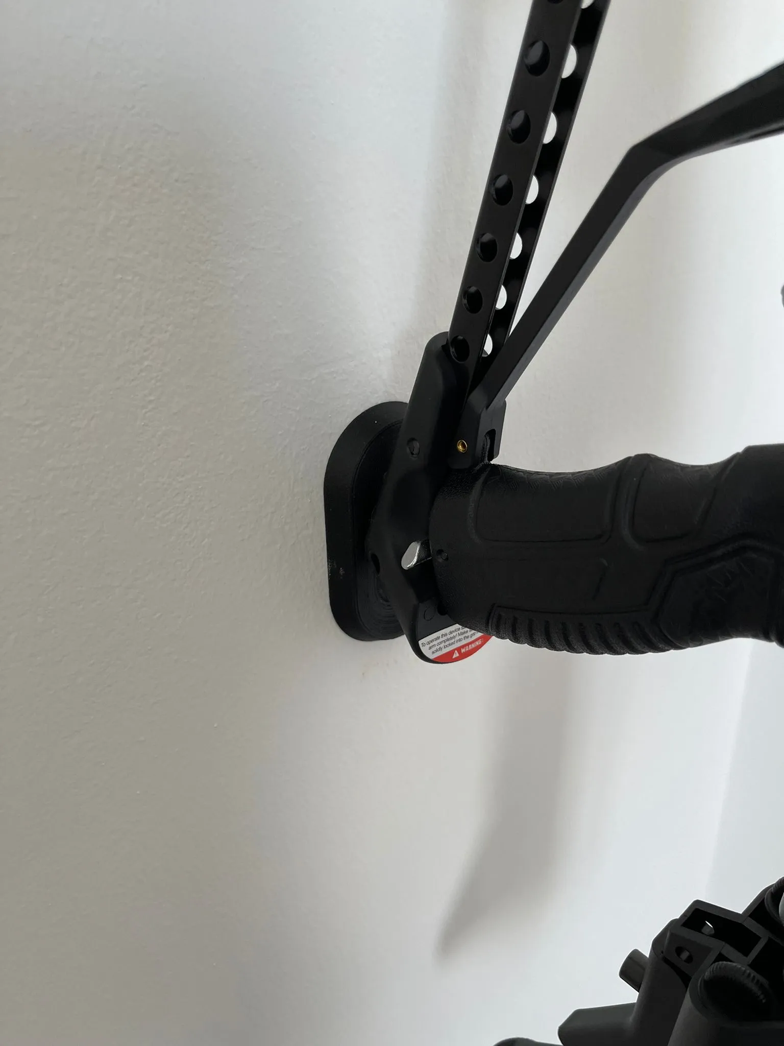 Giá đỡ tường cho cung tên EK Achery Cobra Adder