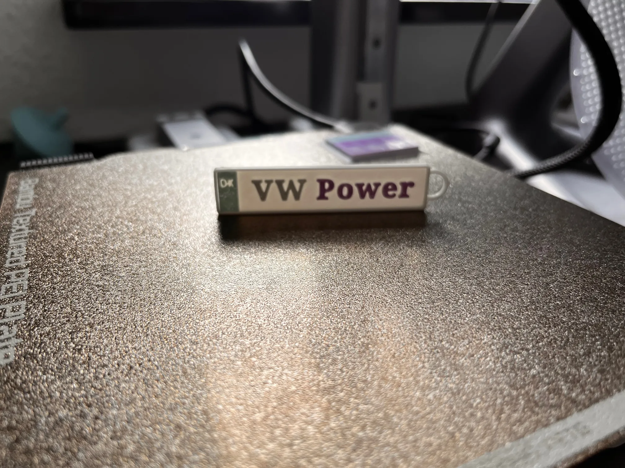 Móc khóa biển số VW phong cách độc đáo