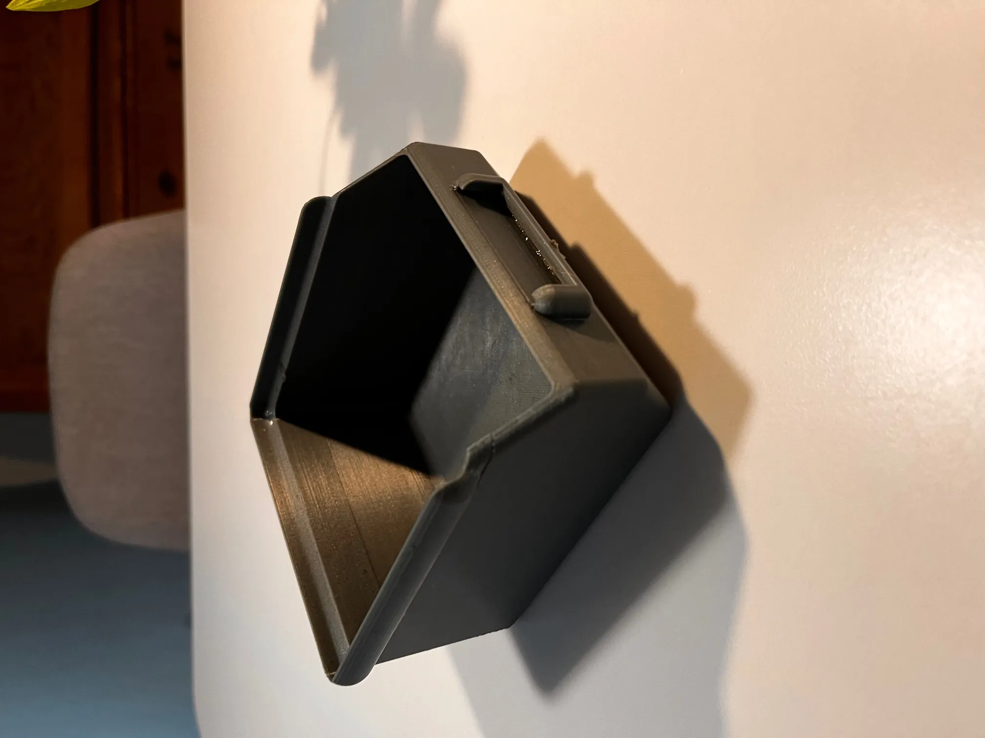 Hộp dụng cụ có không gian gắn thẻ tên