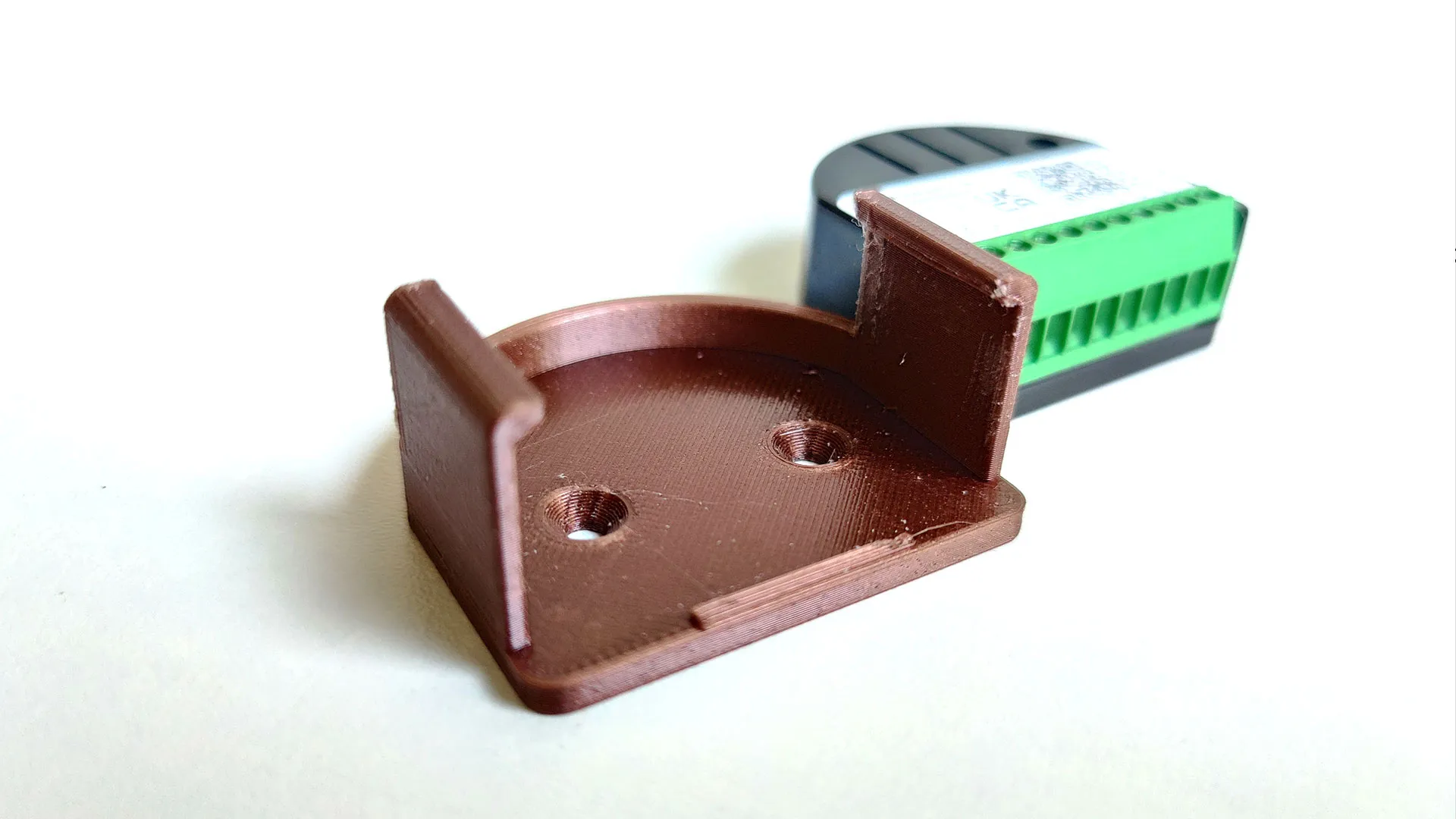 Giá đỡ cho thiết bị Fibaro gắn công tắc