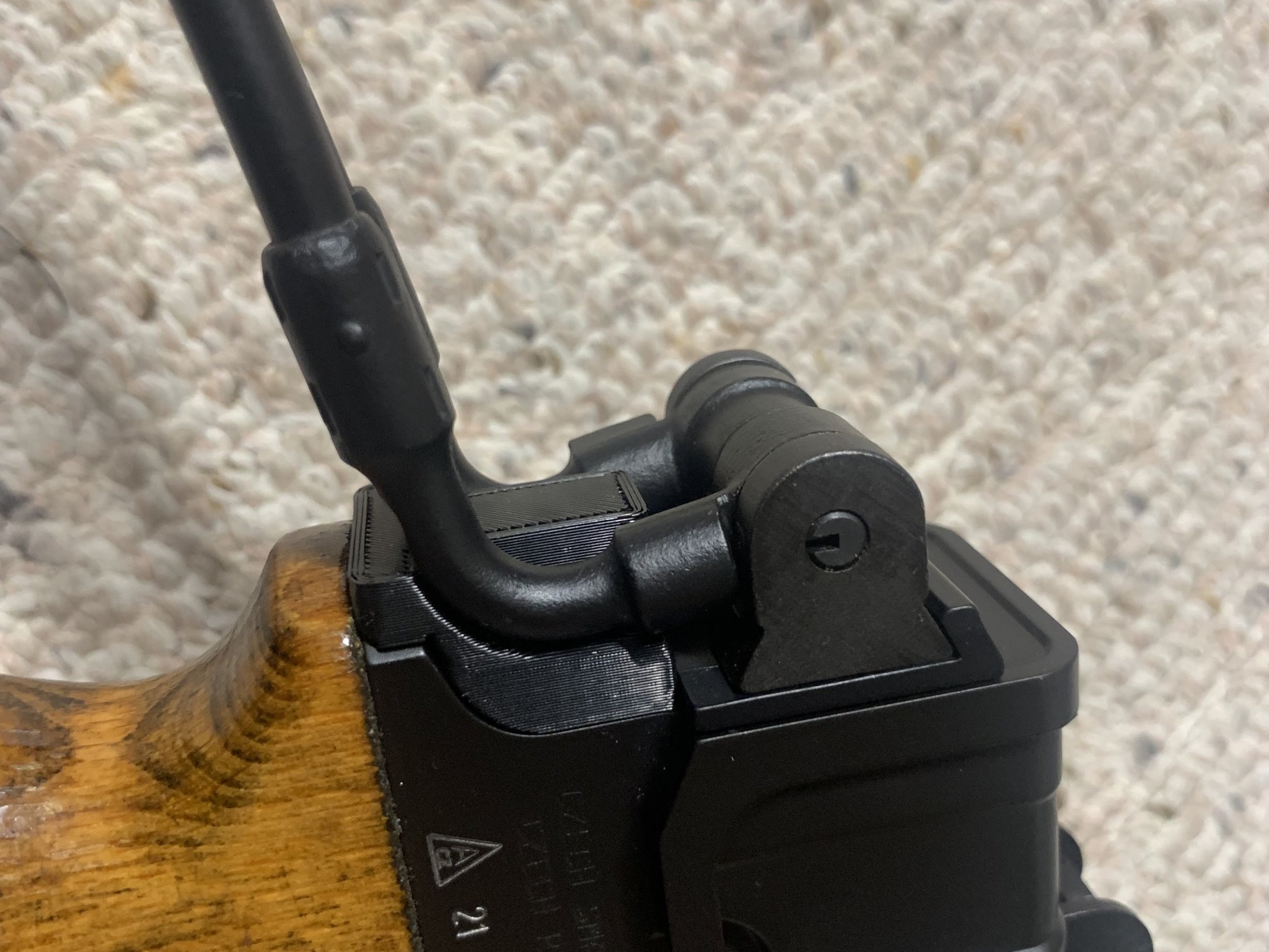 Phụ kiện chốt cho tay cầm VZ61 chống rung