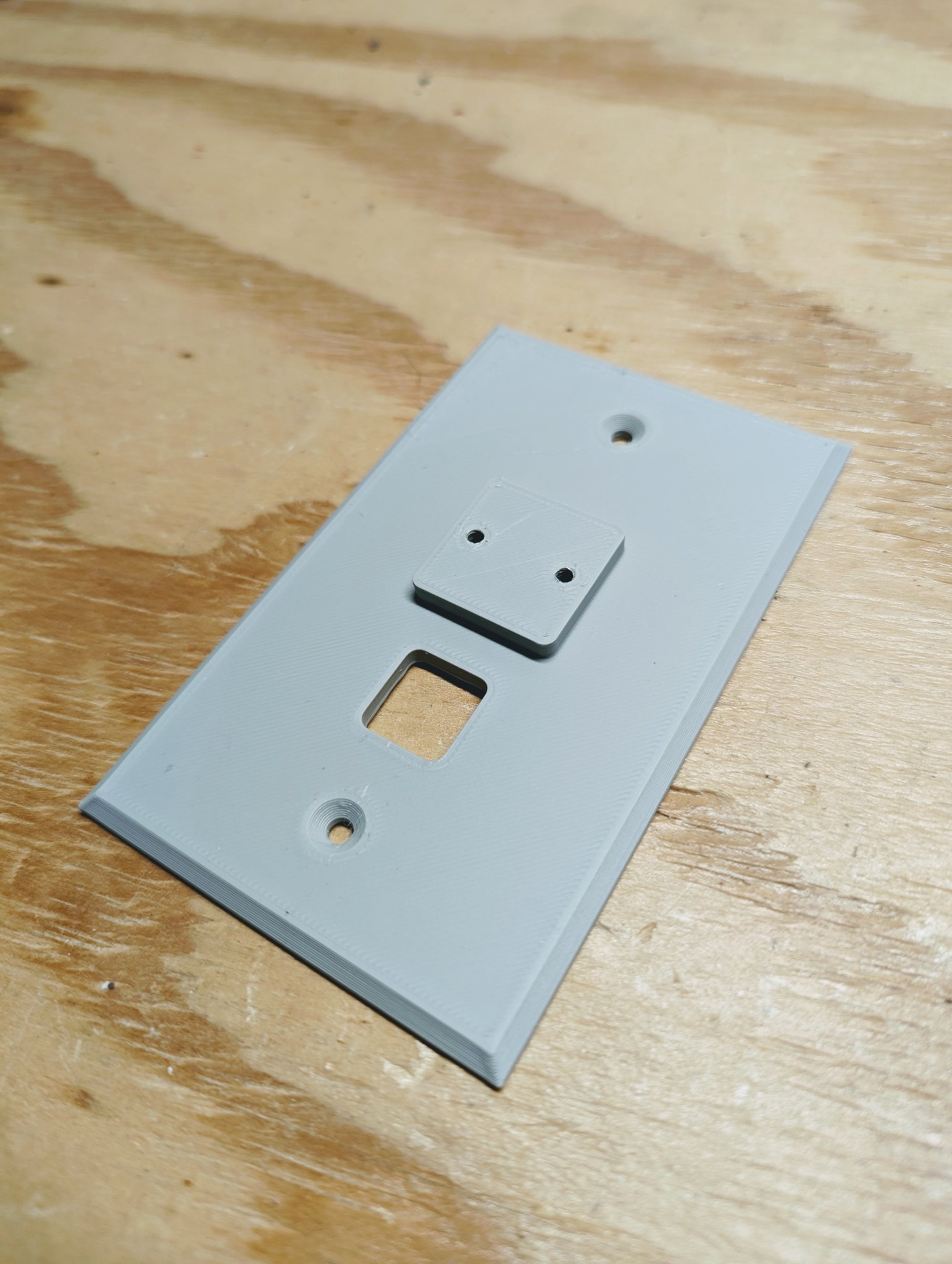 Bảng tường Ubiquiti Unifi 1 Gang cho Camera G3, G5 Flex và U6 Mesh