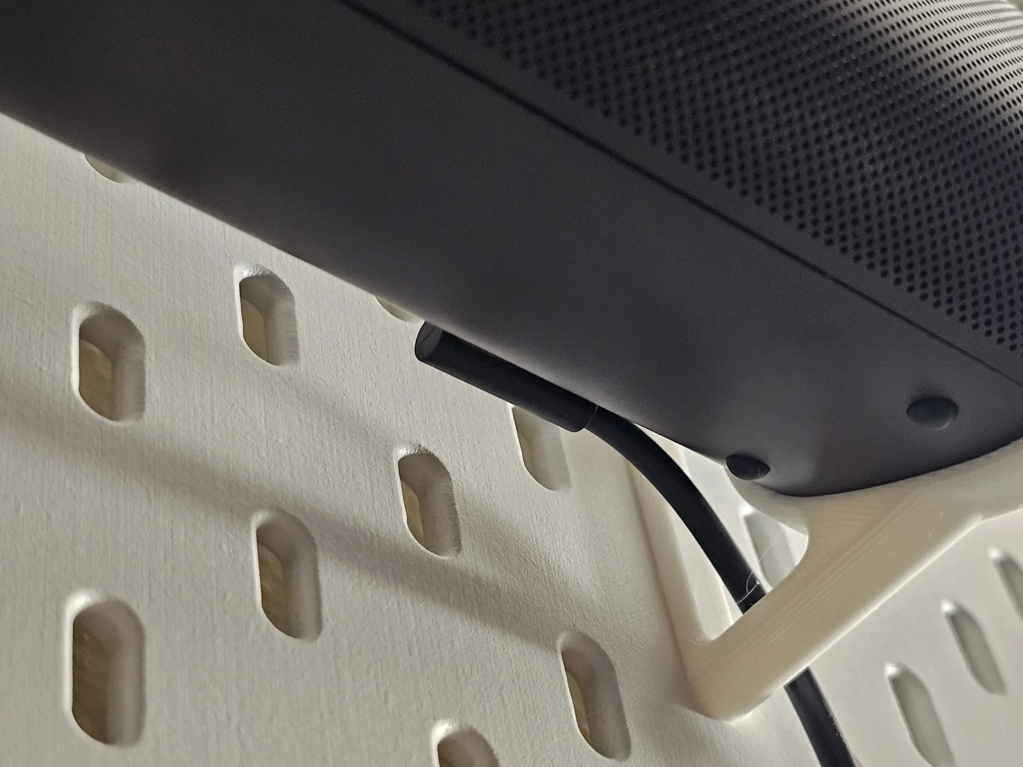 Giá đỡ Sonos Roam cho bảng treo Ikea Skadis