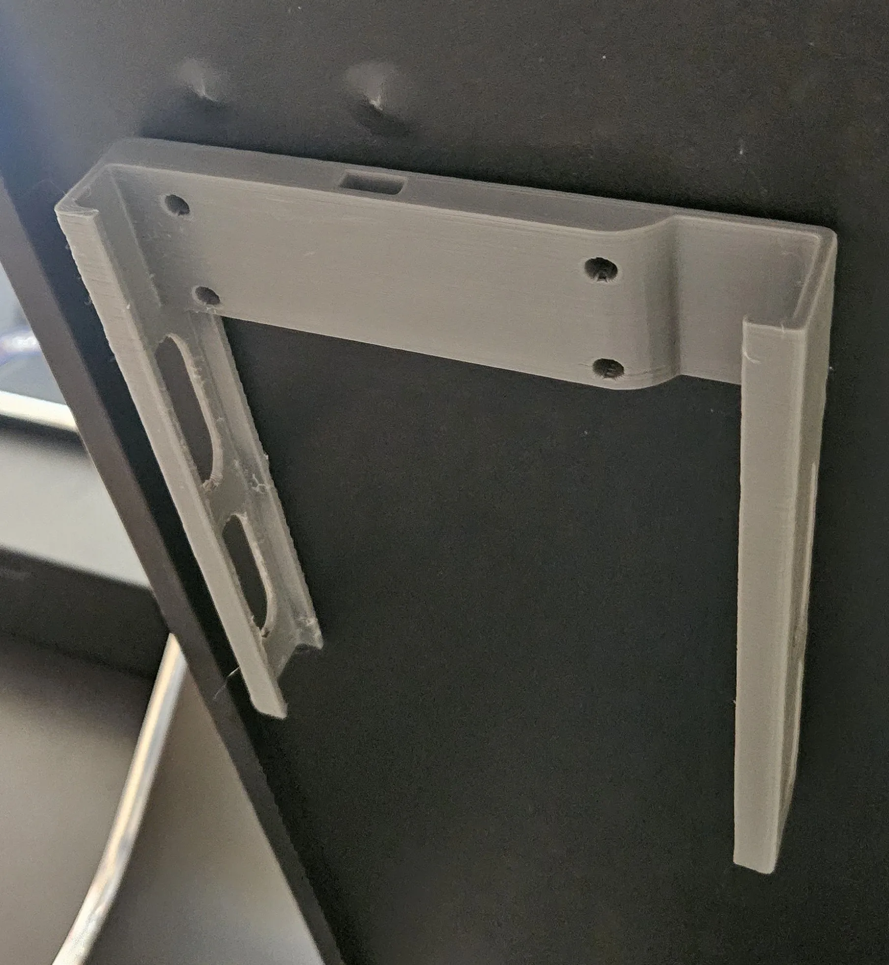 Giá đỡ bàn phím Logitech K400 & K400+ gắn tường và dưới bàn