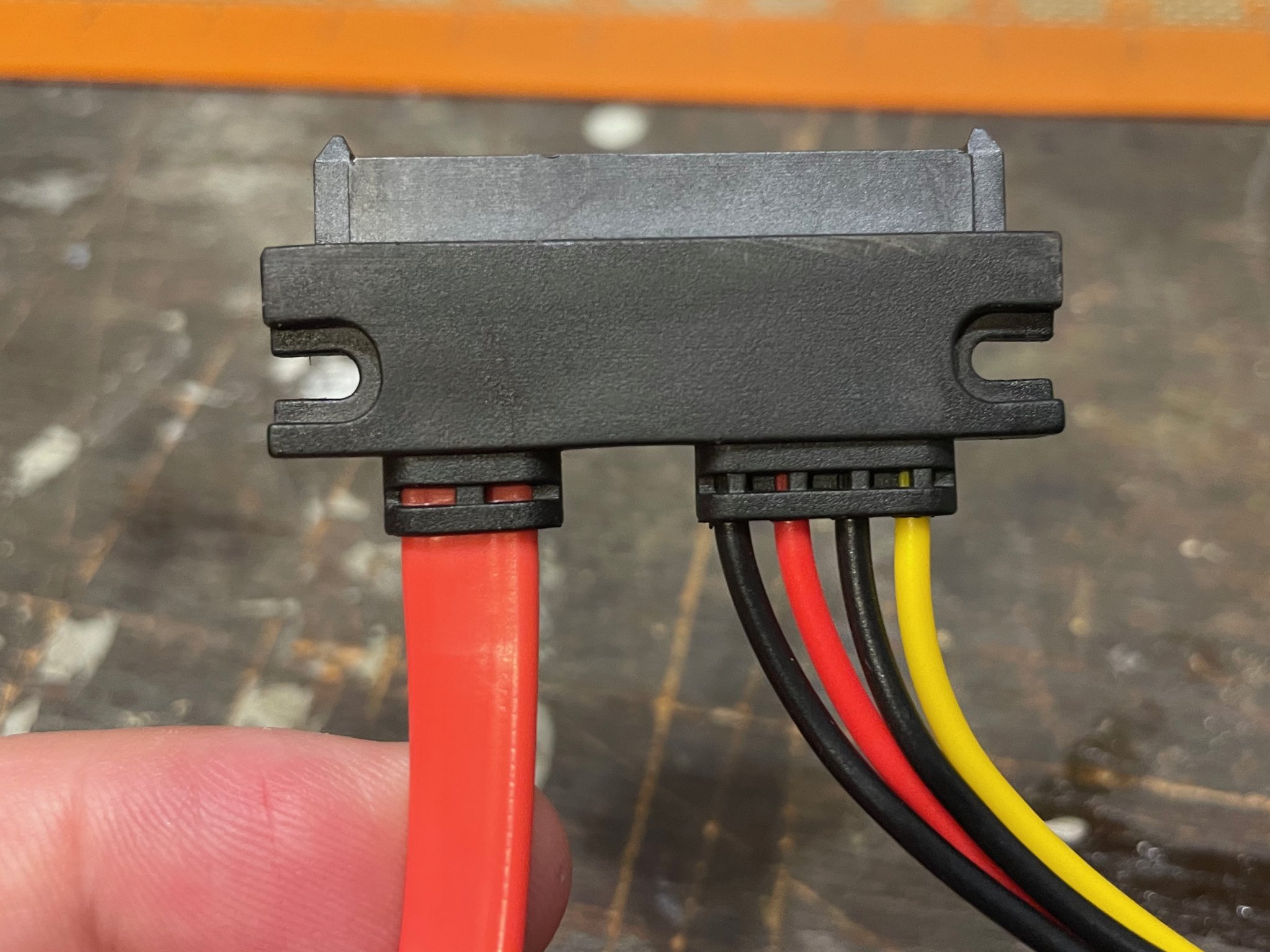 Kẹp cáp SATA combo cho vỏ NAS in được