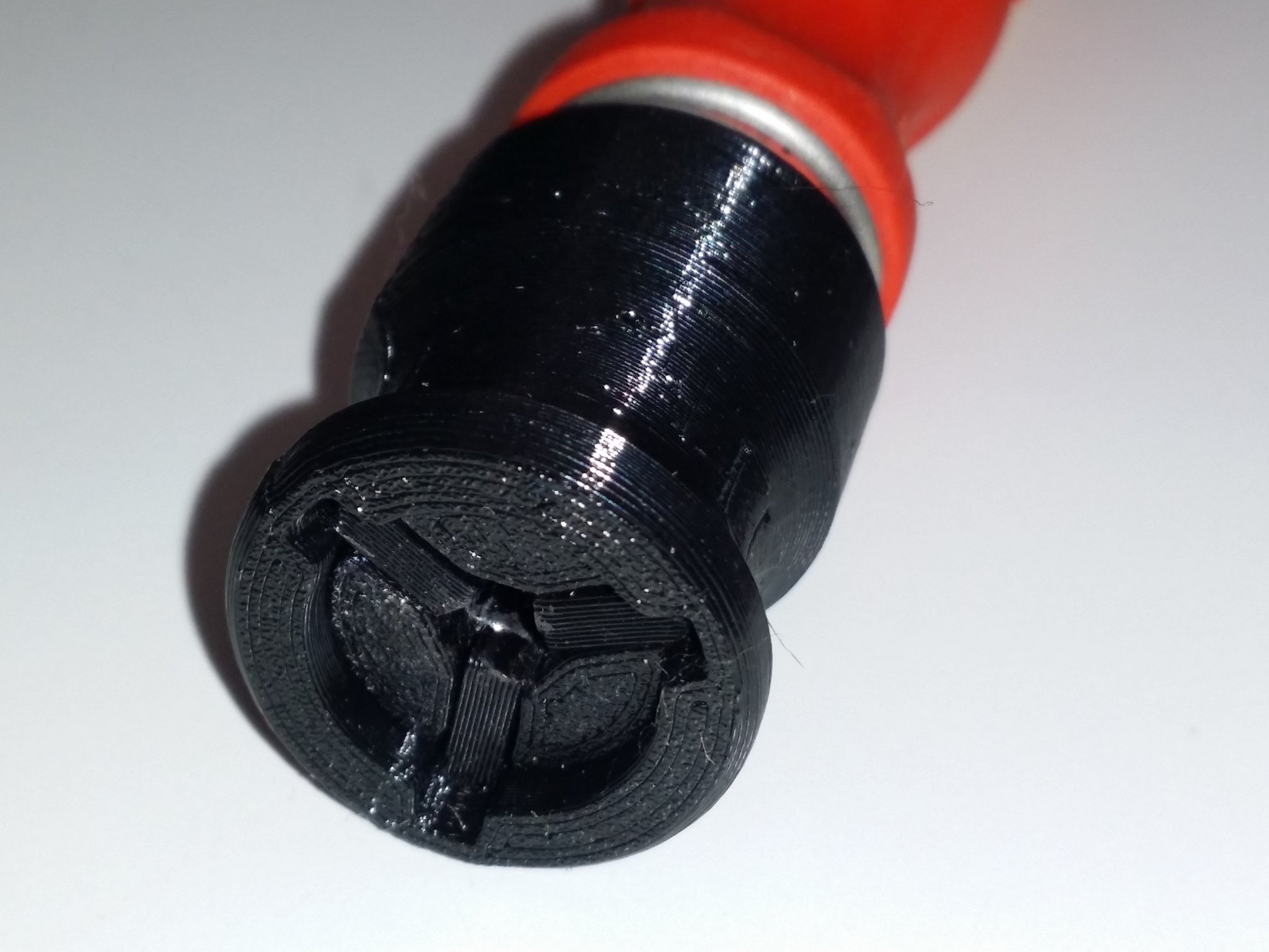 Công cụ vít mini với thiết kế giữ bit chắc chắn