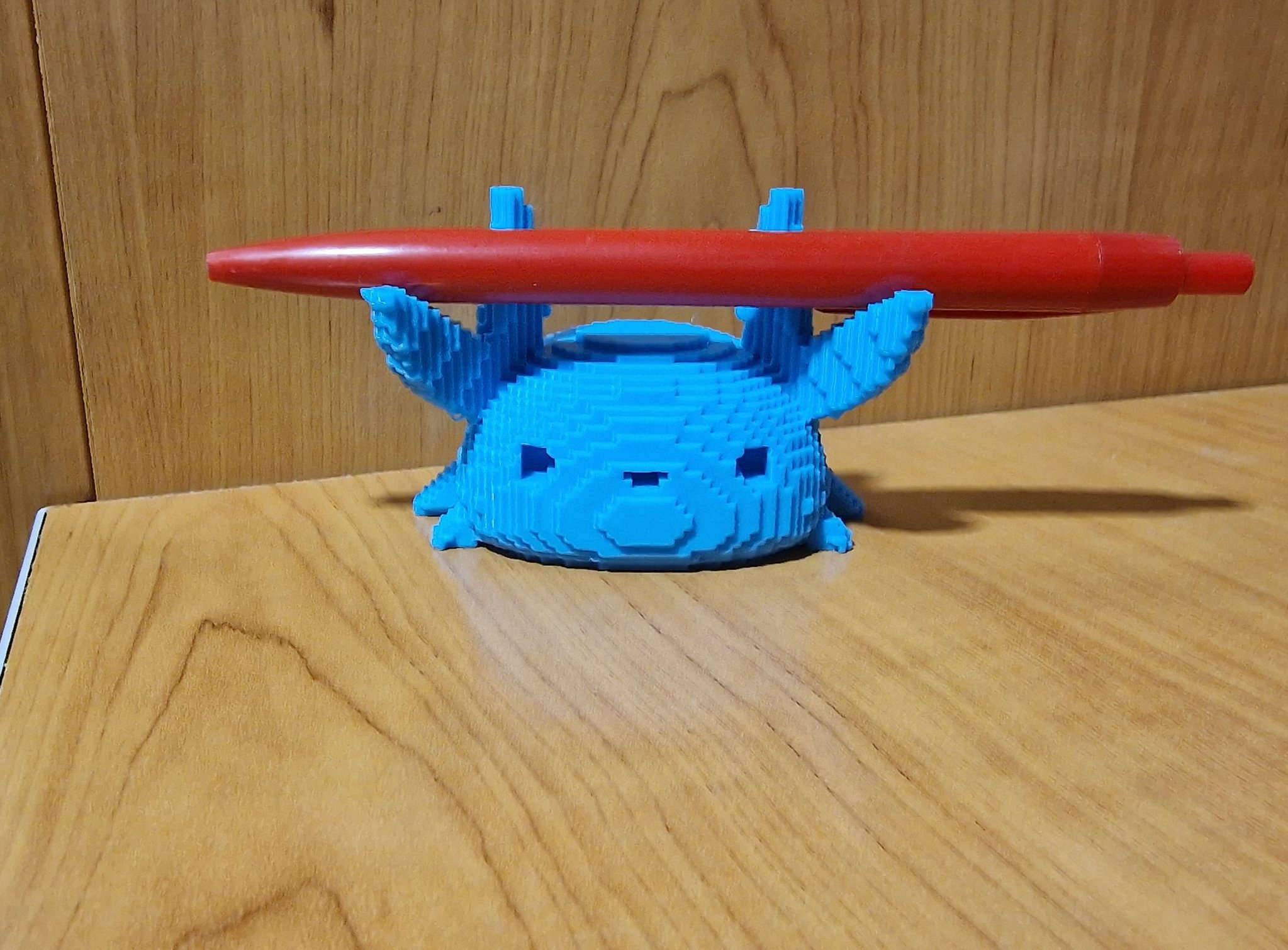 Blocky Crab Pen Holder