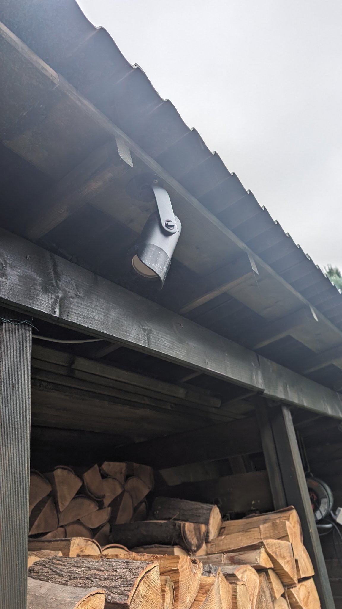 Tiêu đề Bóng râm Philips Hue Lily Lily Outdoor Spot Tổng hợp Bón