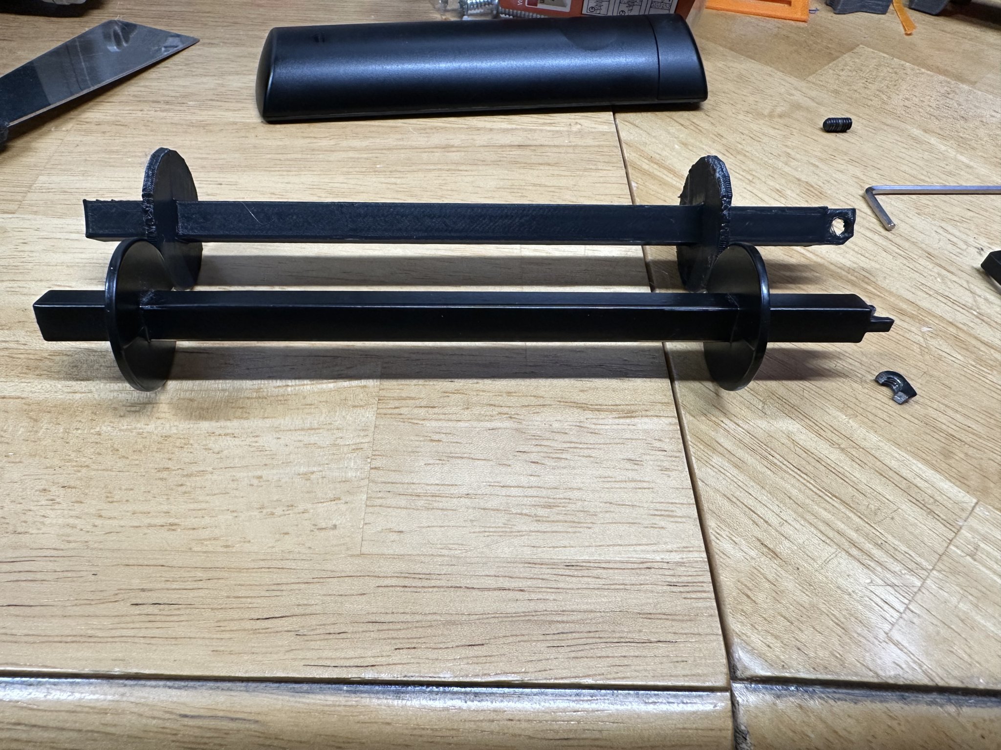 Tiêu đề Tay thay thế cho Giá đỡ giấy vệ sinh bằng kim loại m