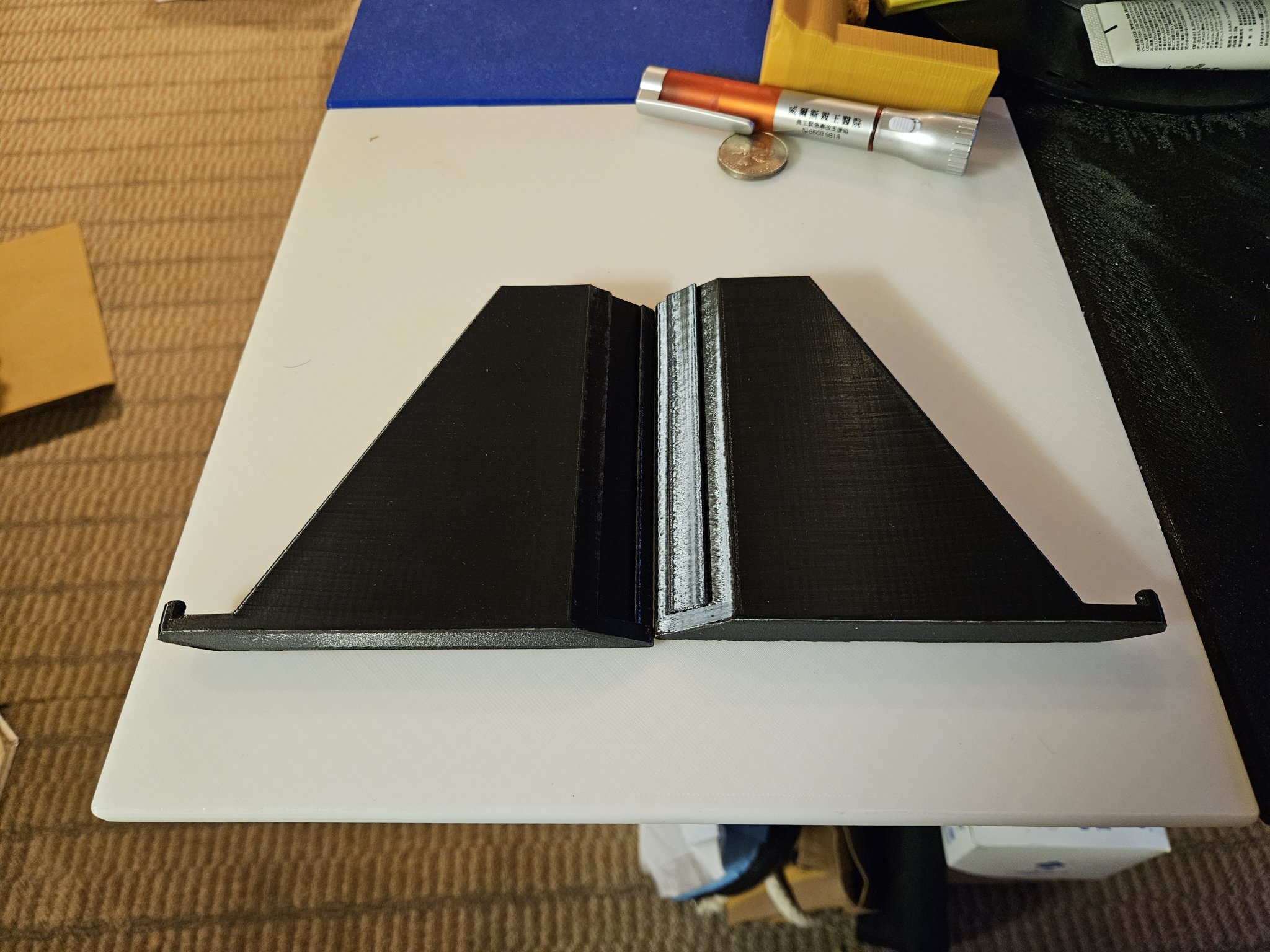 Tiêu đề ĐỨNG ĐIỆN THOẠI MÁY TÍNH BẢNG GẤP 2 MẢNH Tóm tắ