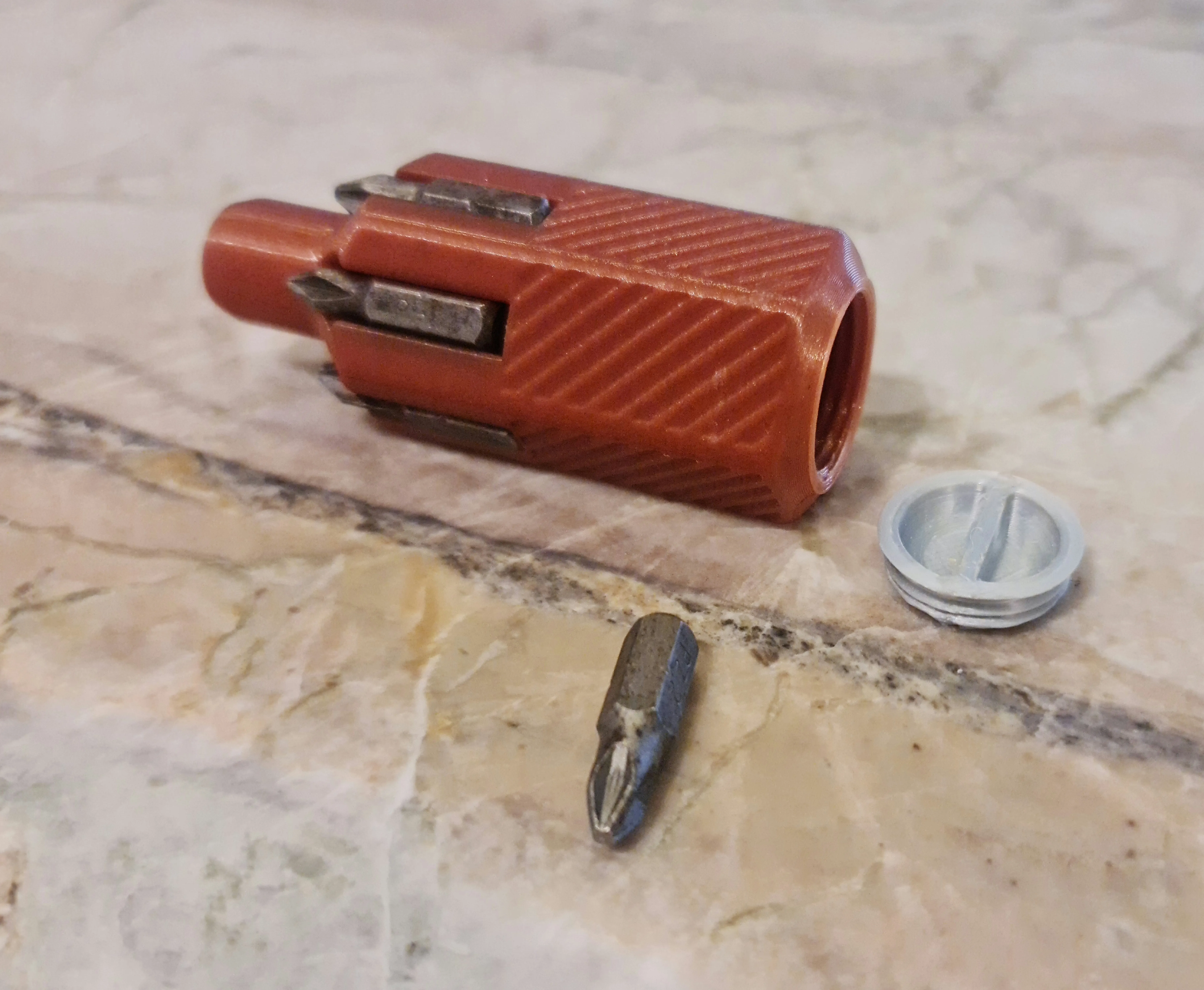 Tiêu đề Tuốc nơ vít mini 14 có bộ lưu trữ bit Tóm tắt Đây